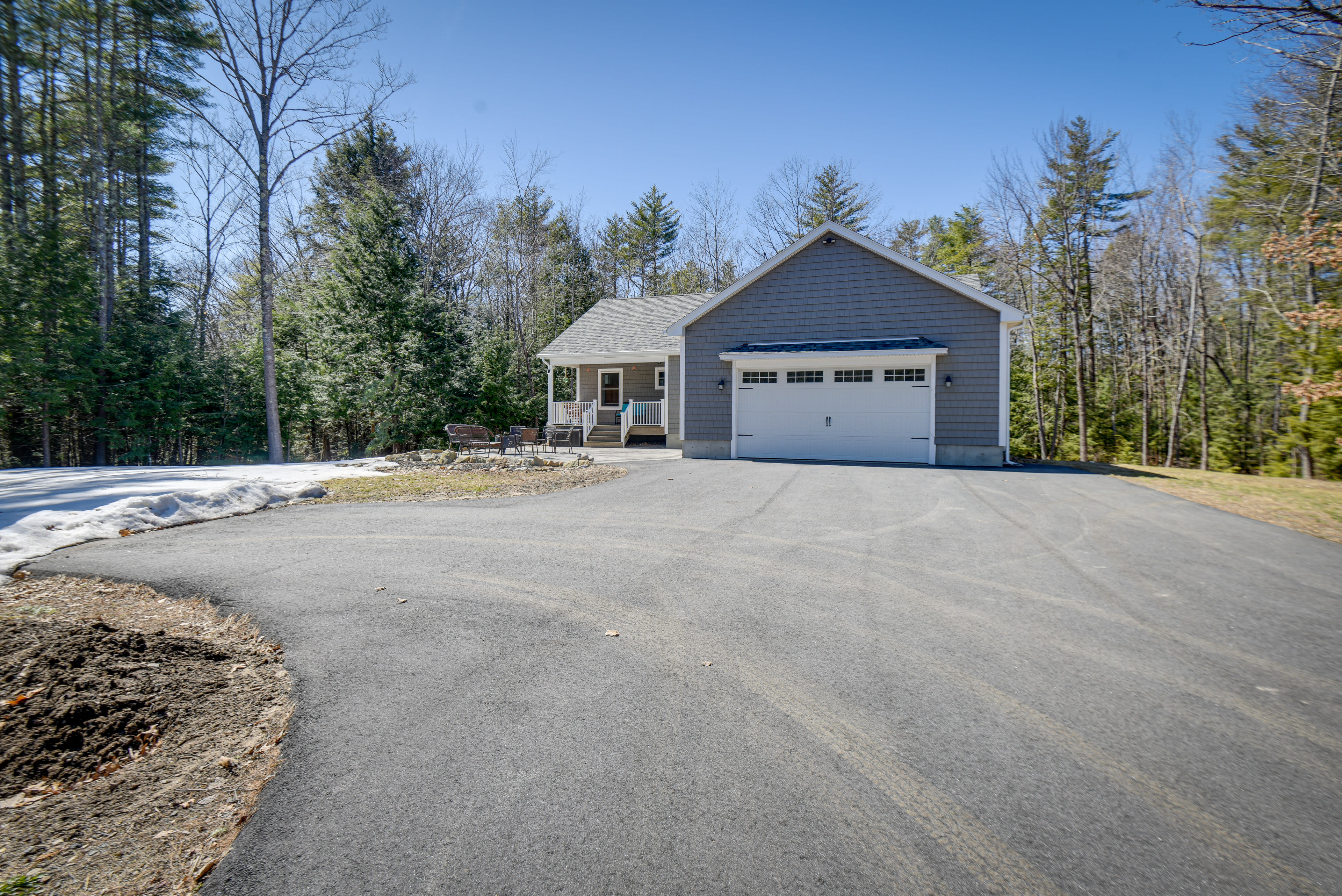 Parking | Garage (1 Vehicle) | Driveway (2 Vehicles)