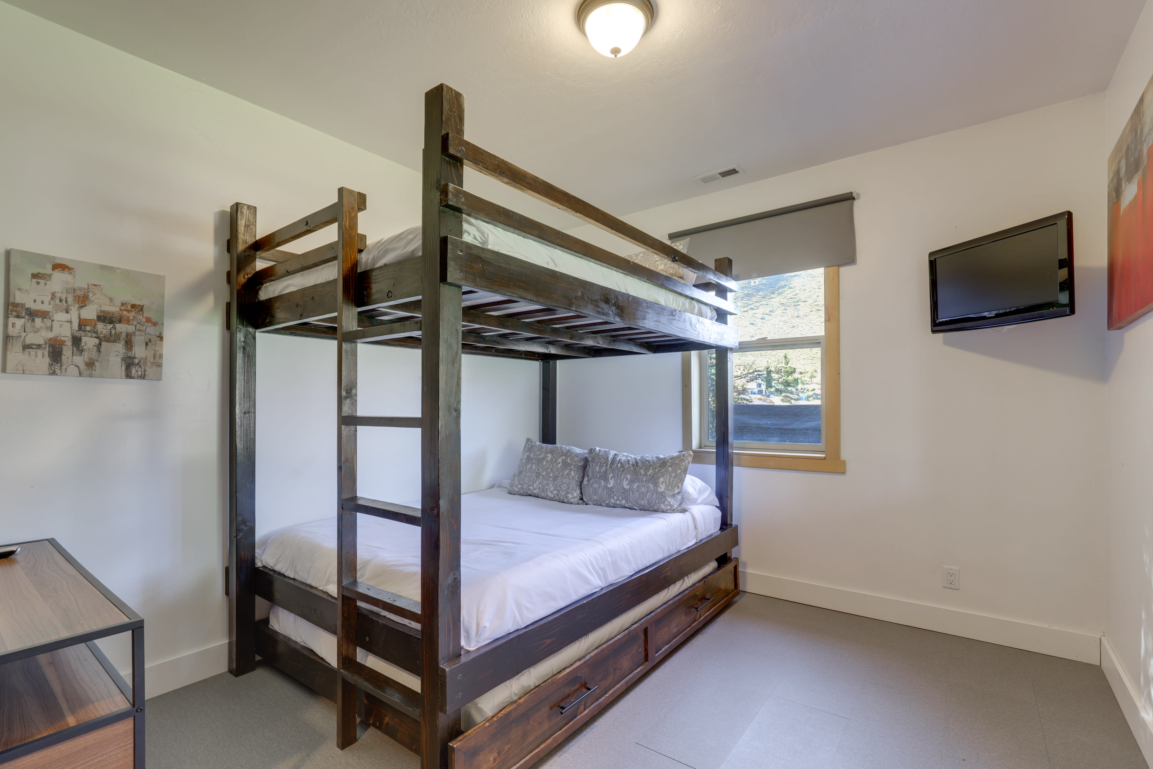 Bedroom 3 | Queen Bunk Bed w/ Queen Trundle