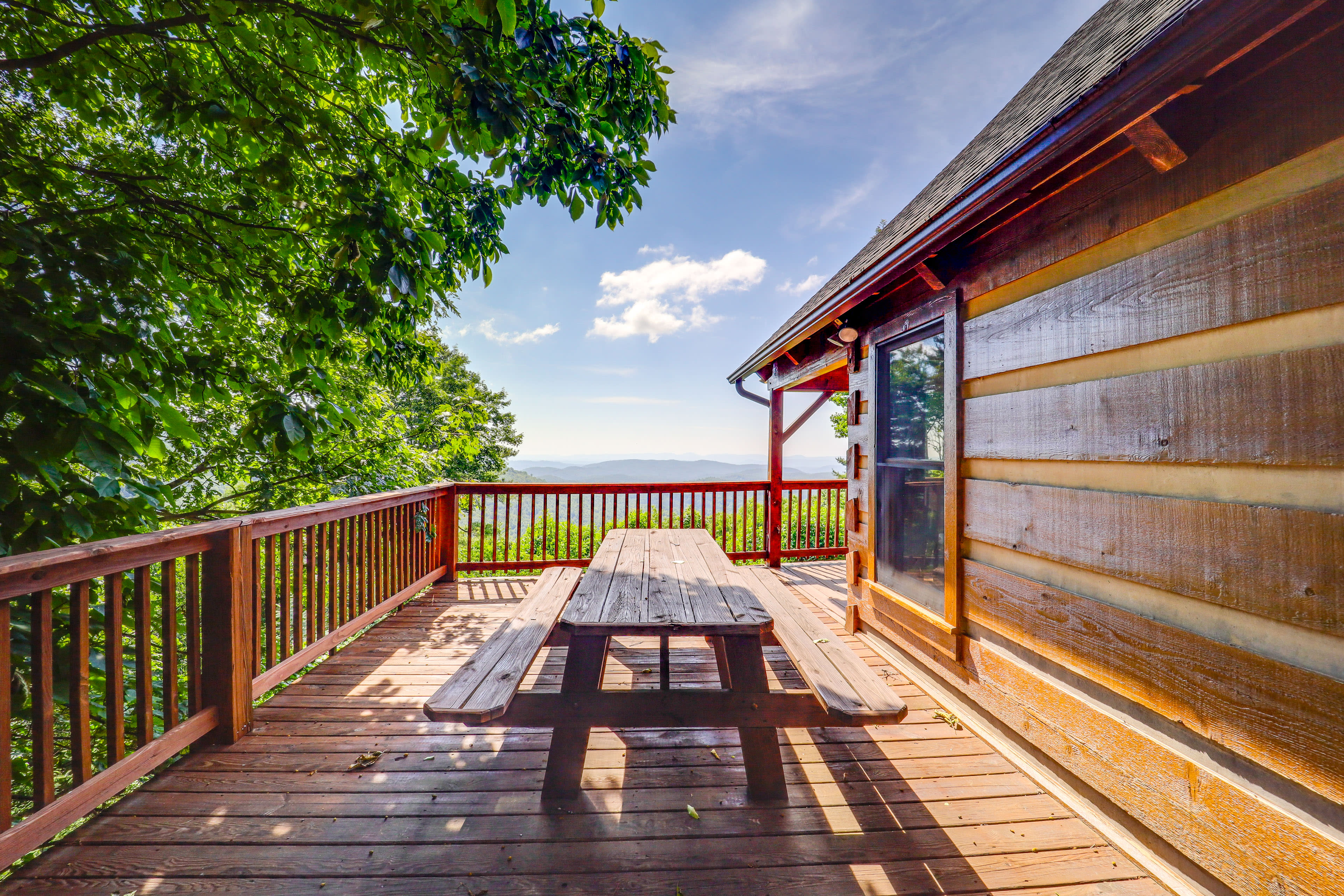 Deck | Picnic Table