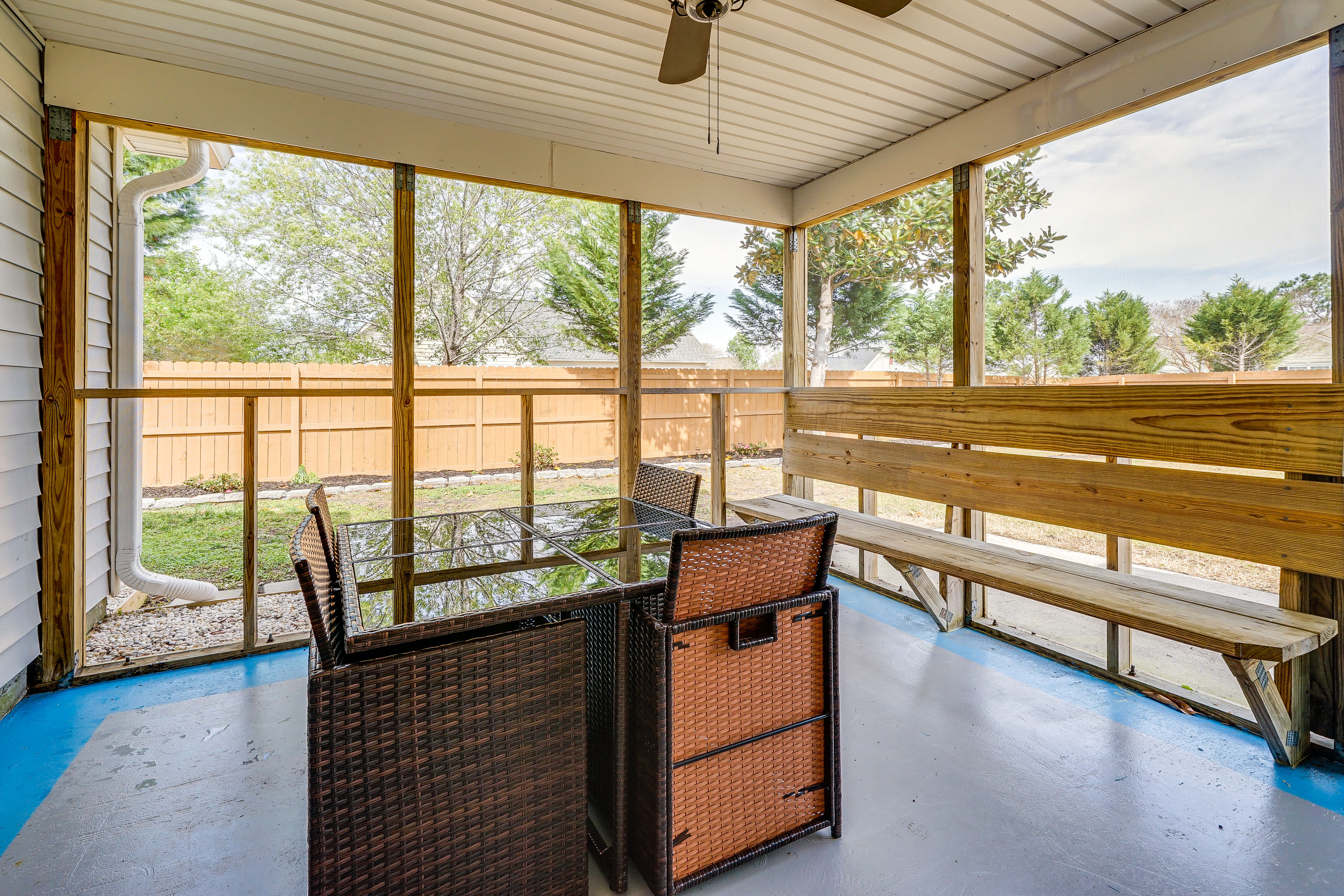 Screened-In Porch | Gas Grill