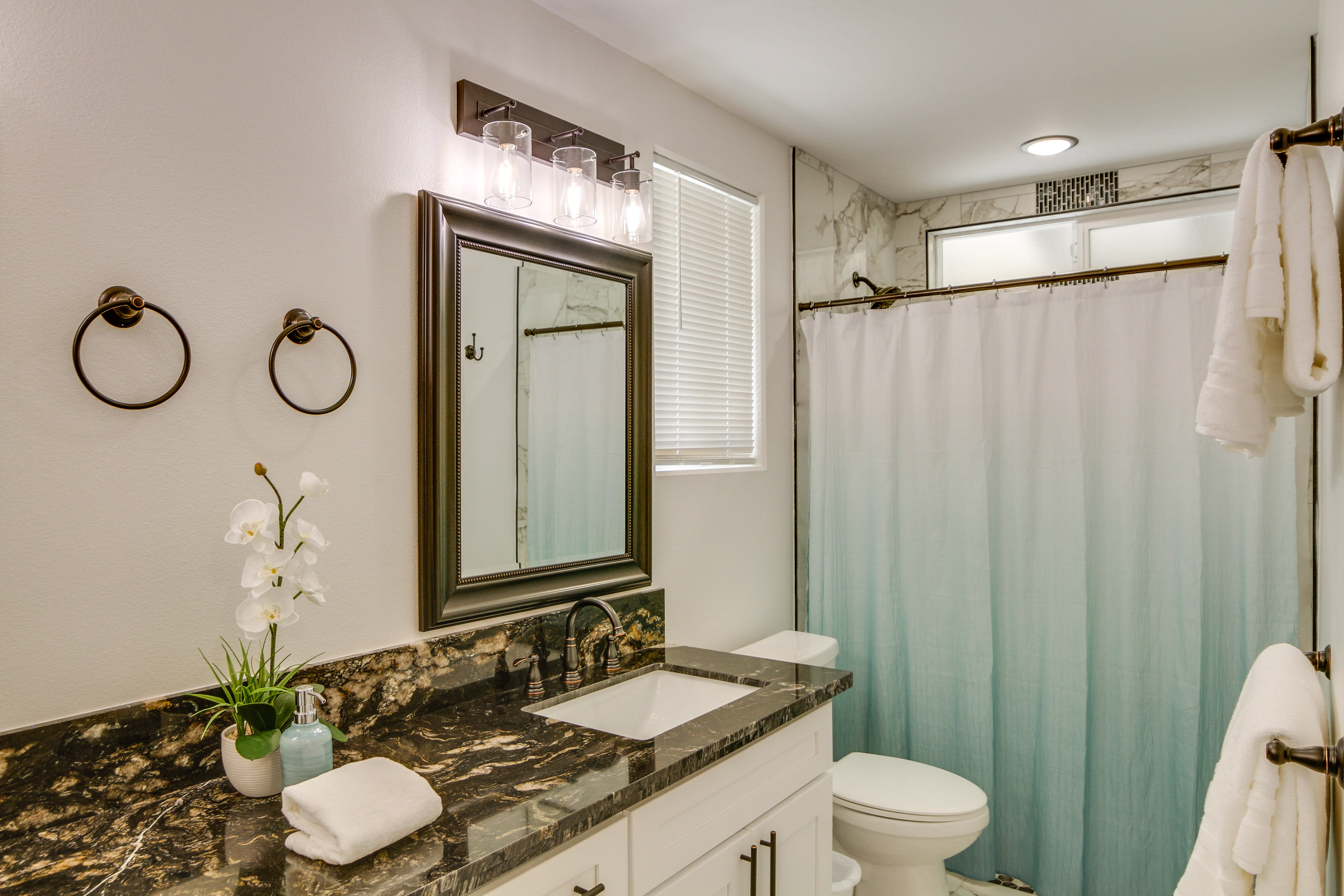 En-Suite Bathroom | Access via Bedroom 1 | Complimentary Toiletries