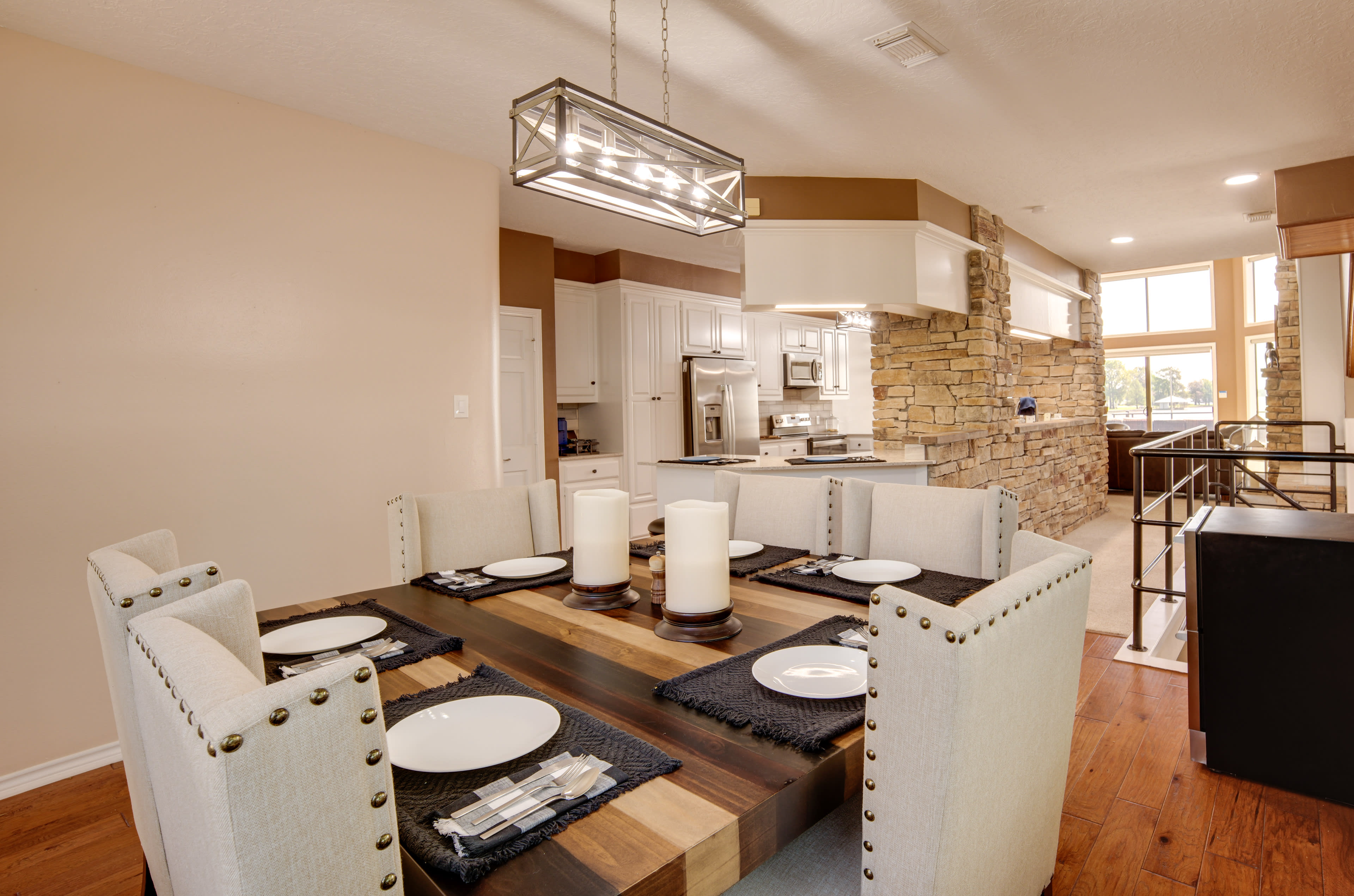 Dining Area | 2nd Floor | Dishware/Flatware Provided