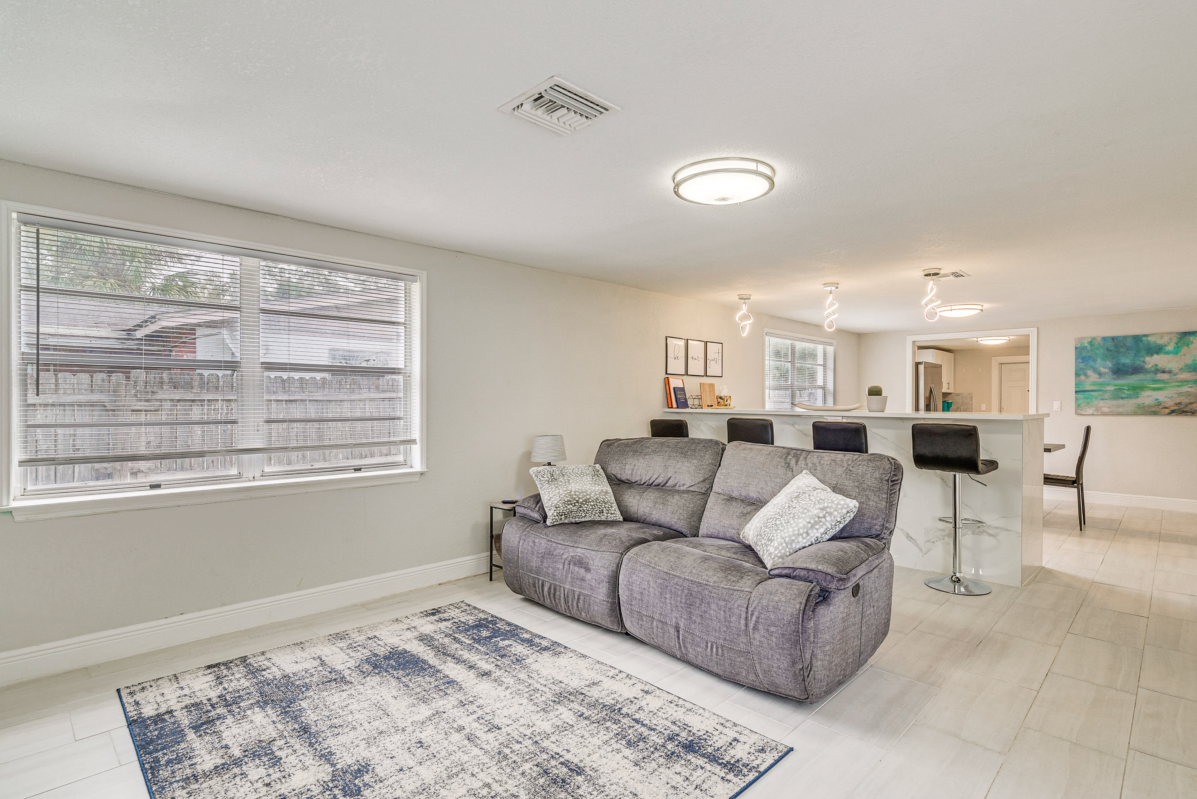 Living Room | Main Floor | Central Air Conditioning | Smart TV