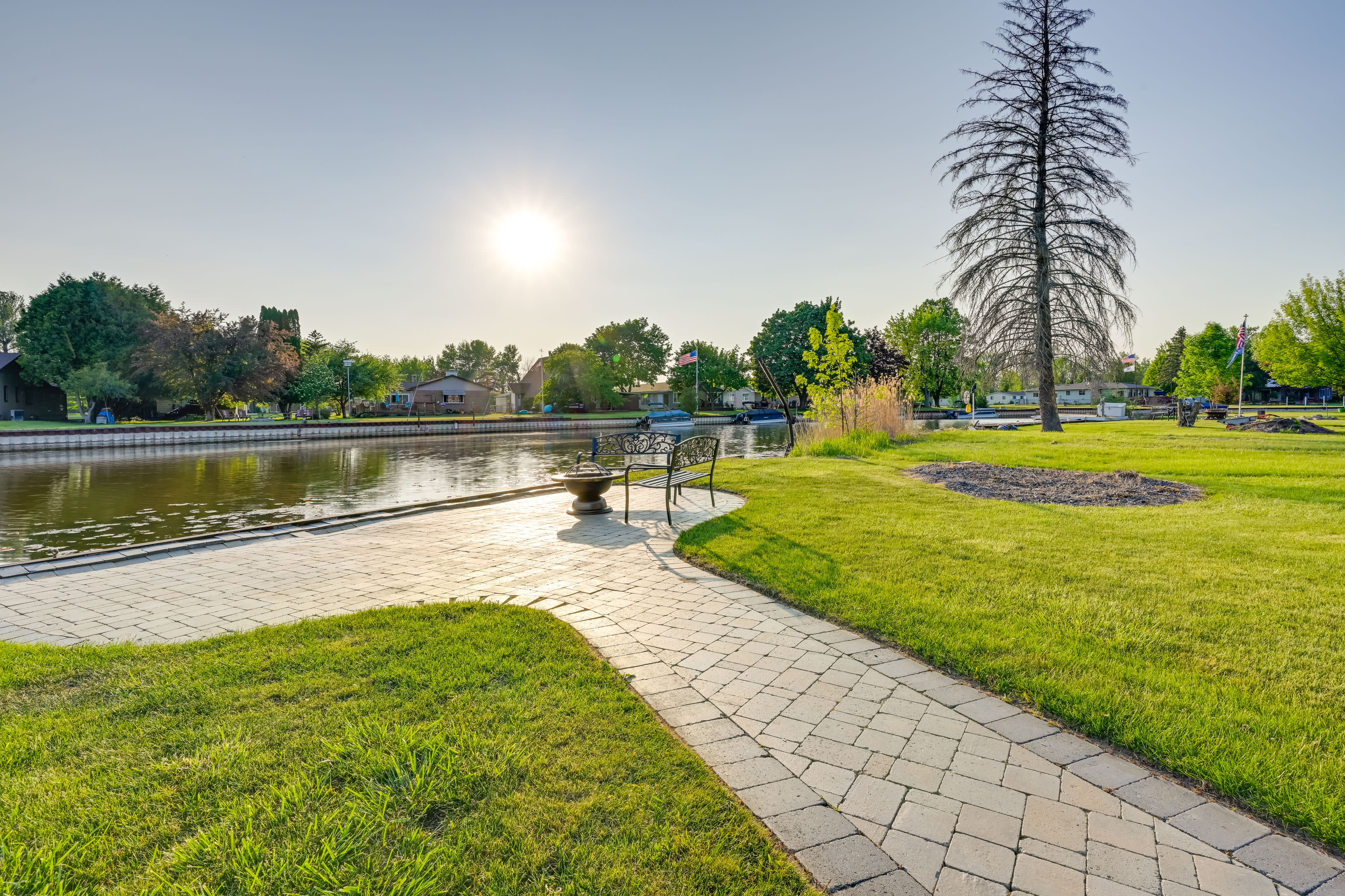 Riverfront Patio | Fire Pit