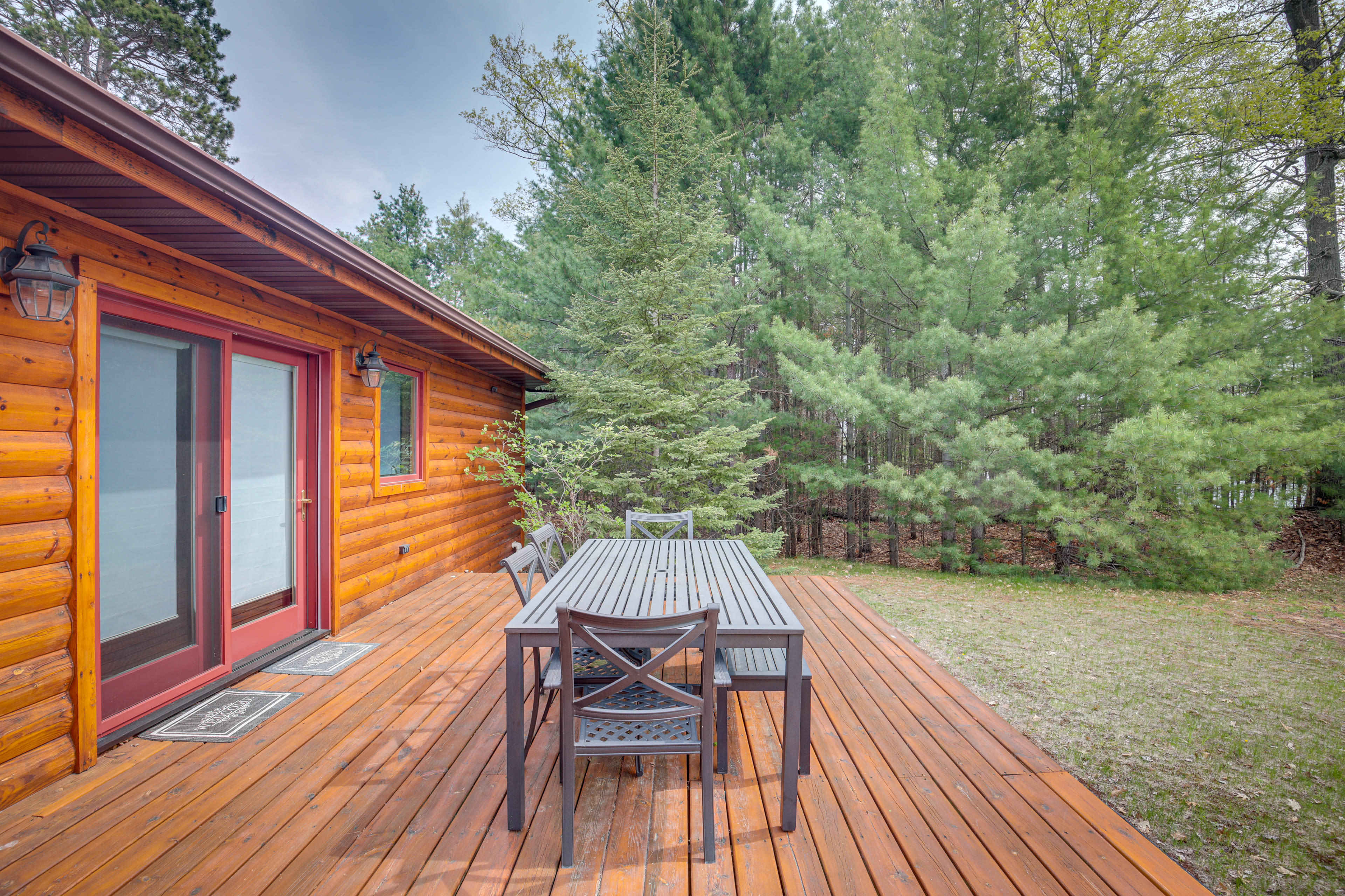 Deck | Outdoor Seating Area