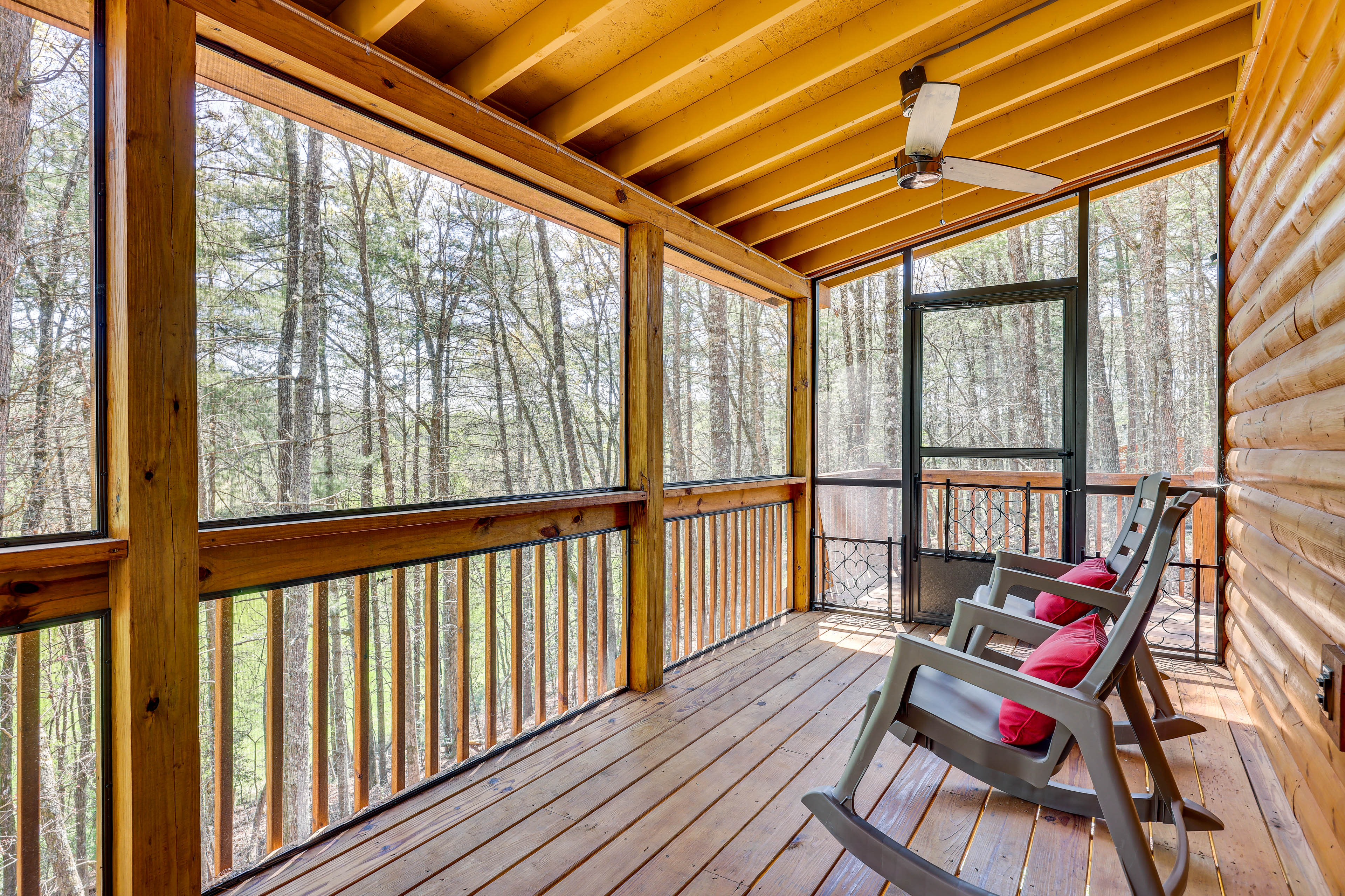 Screened Porch | Wooded Views | Dining Area