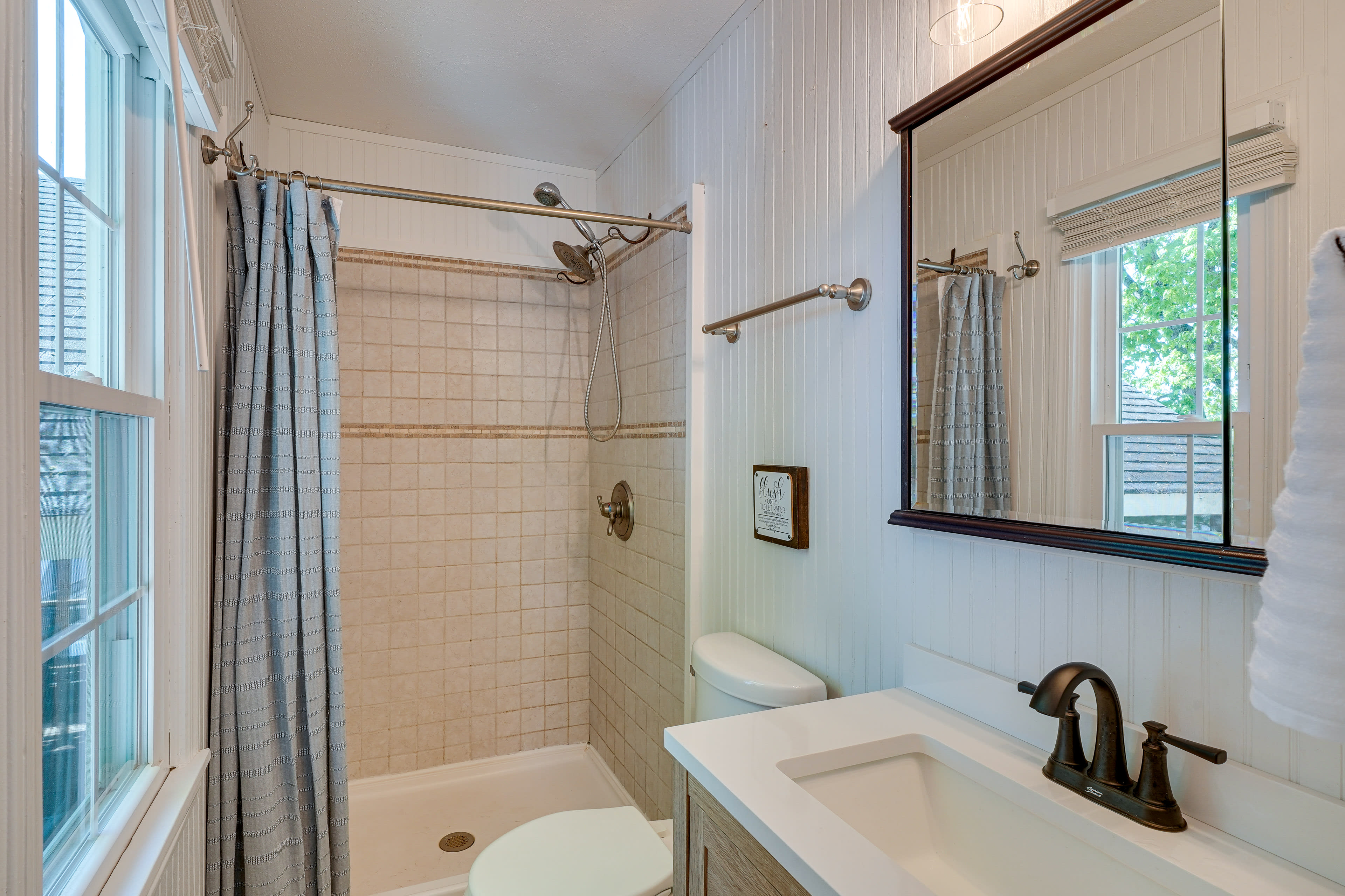 En-Suite Bathroom | Towels Provided