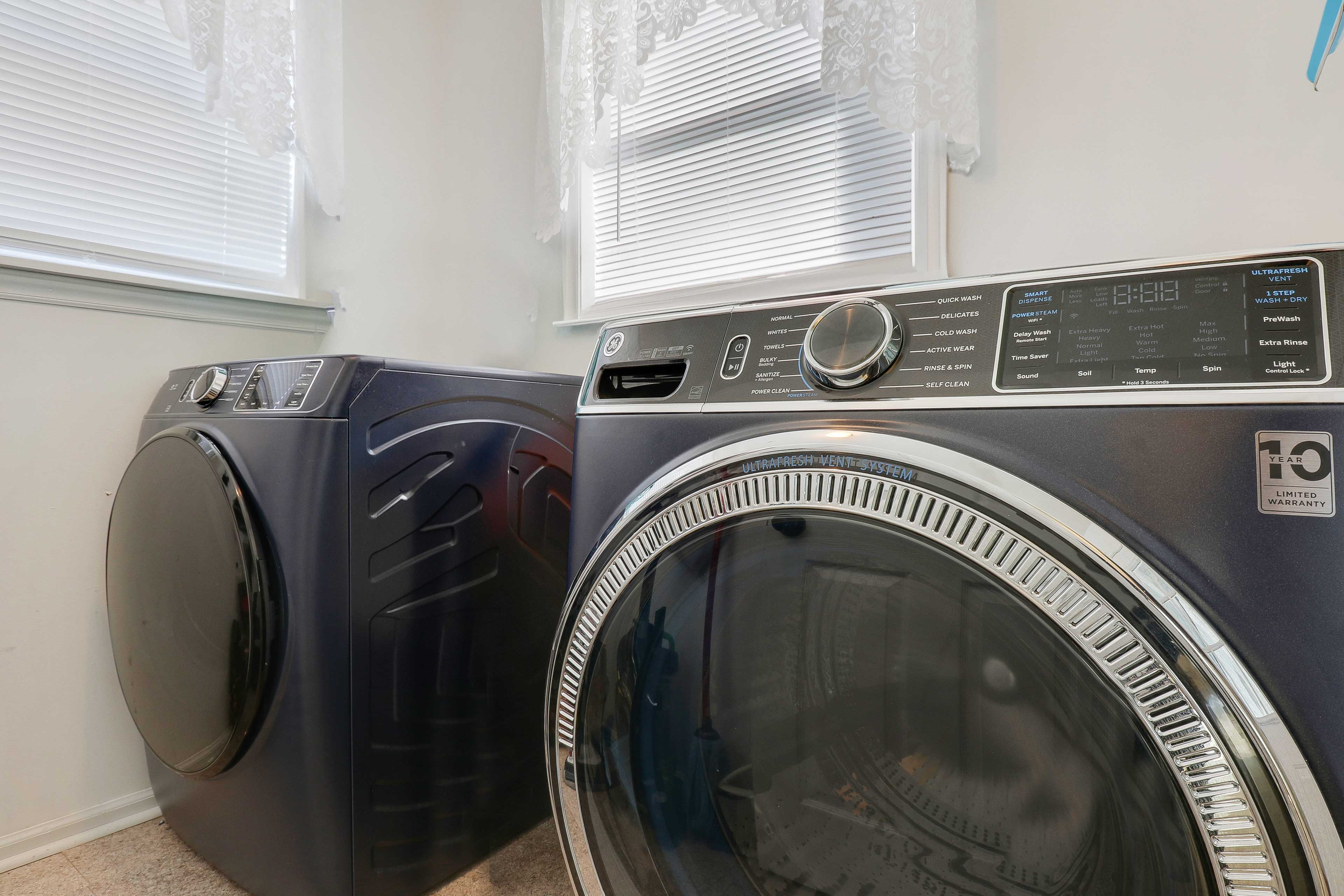 Washer & Dryer | Main Level | Detergent Provided