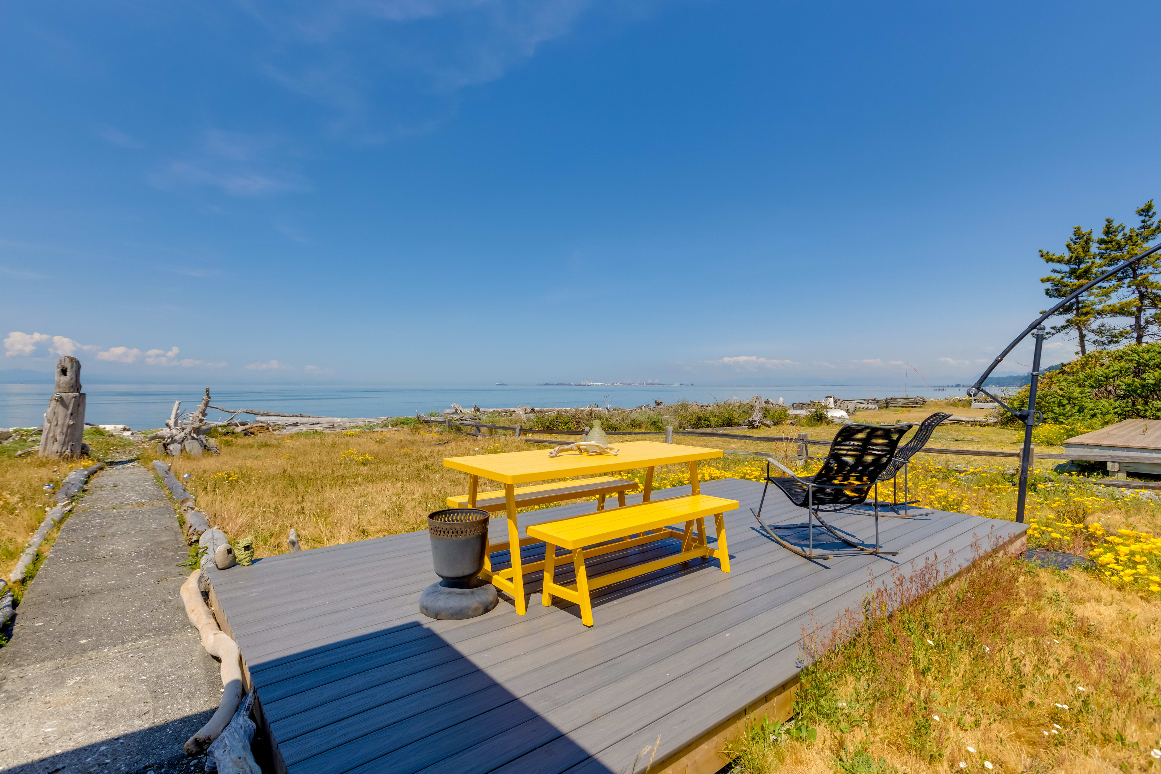 Deck | Oceanfront Views