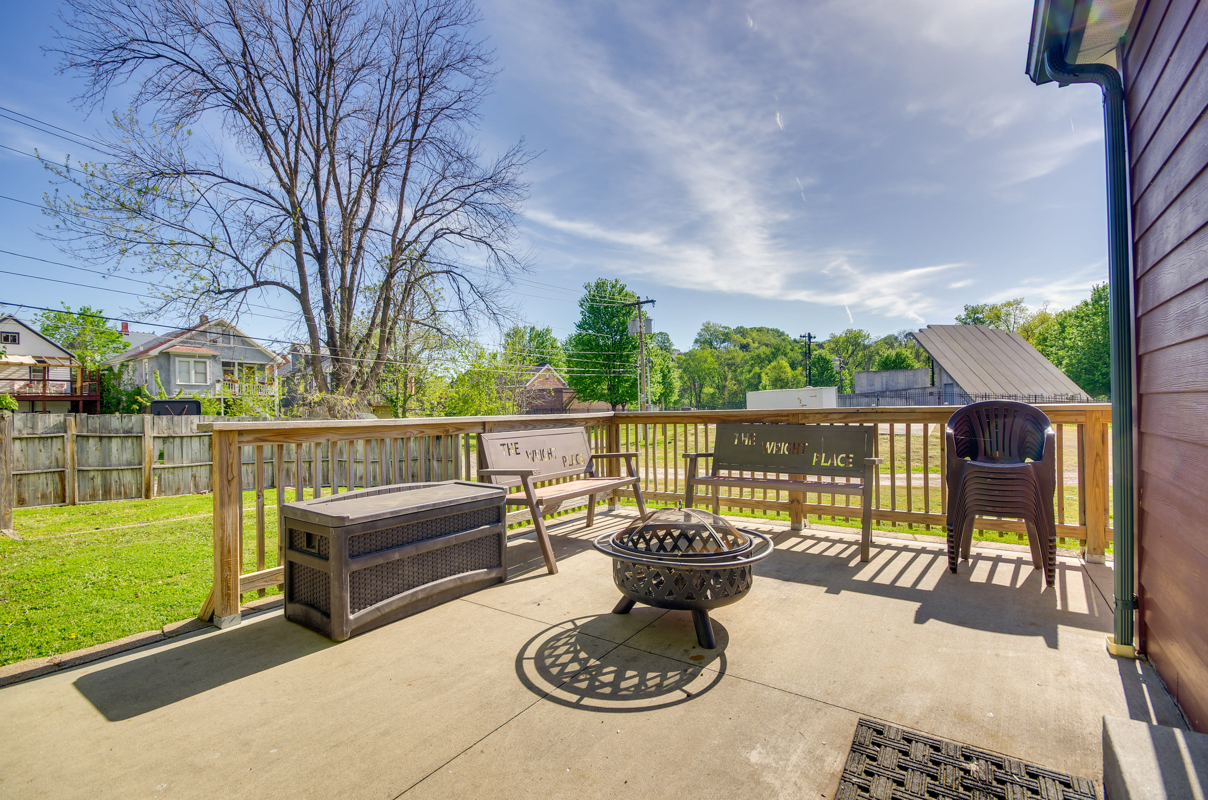 Deck | Fire Pit (Starter Wood Provided) | Charcoal Grill (Charcoal Not Provided)