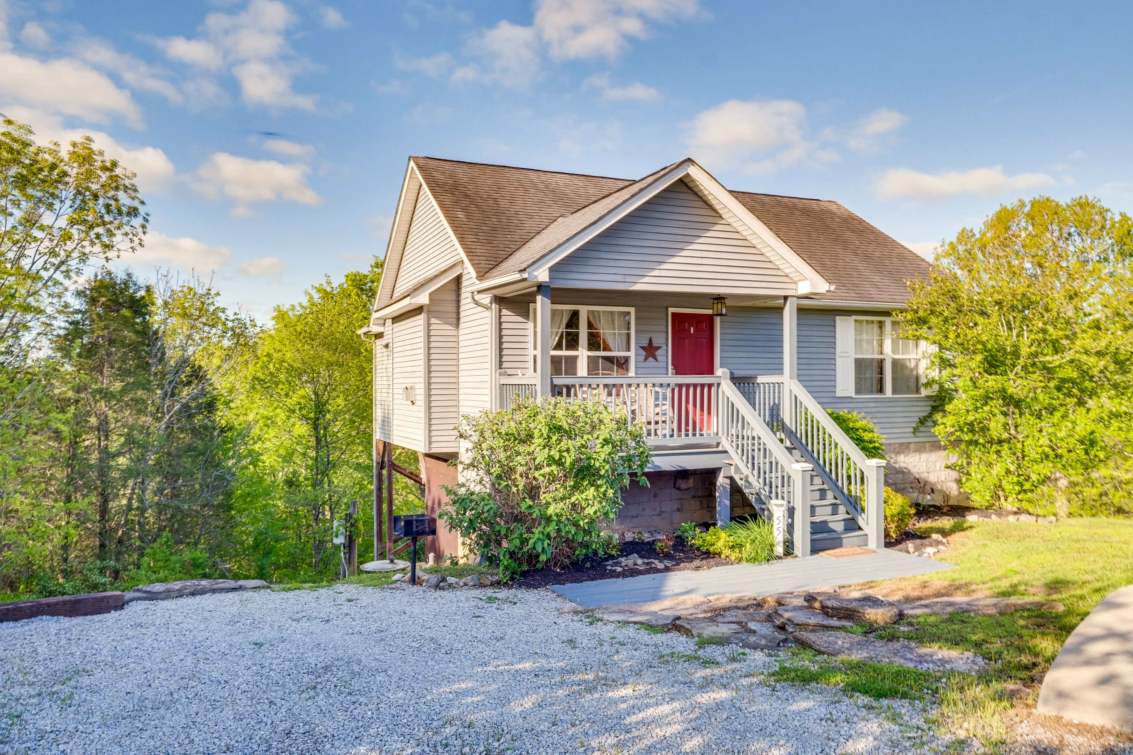 Parking | Driveway (2 Vehicles) | Community Lots (First-Come, First-Served)