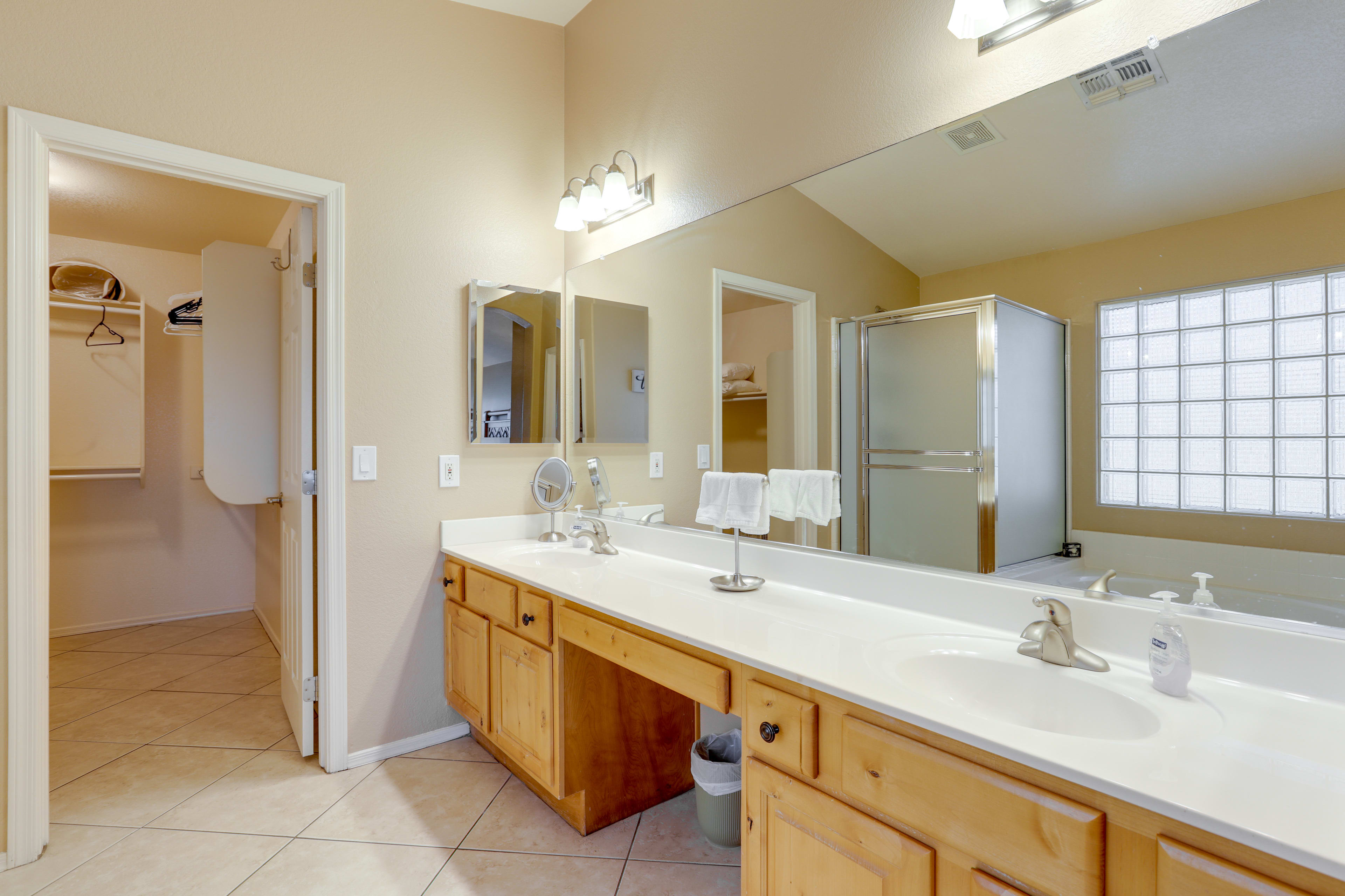 En-Suite Bathroom | Walk-In Closet