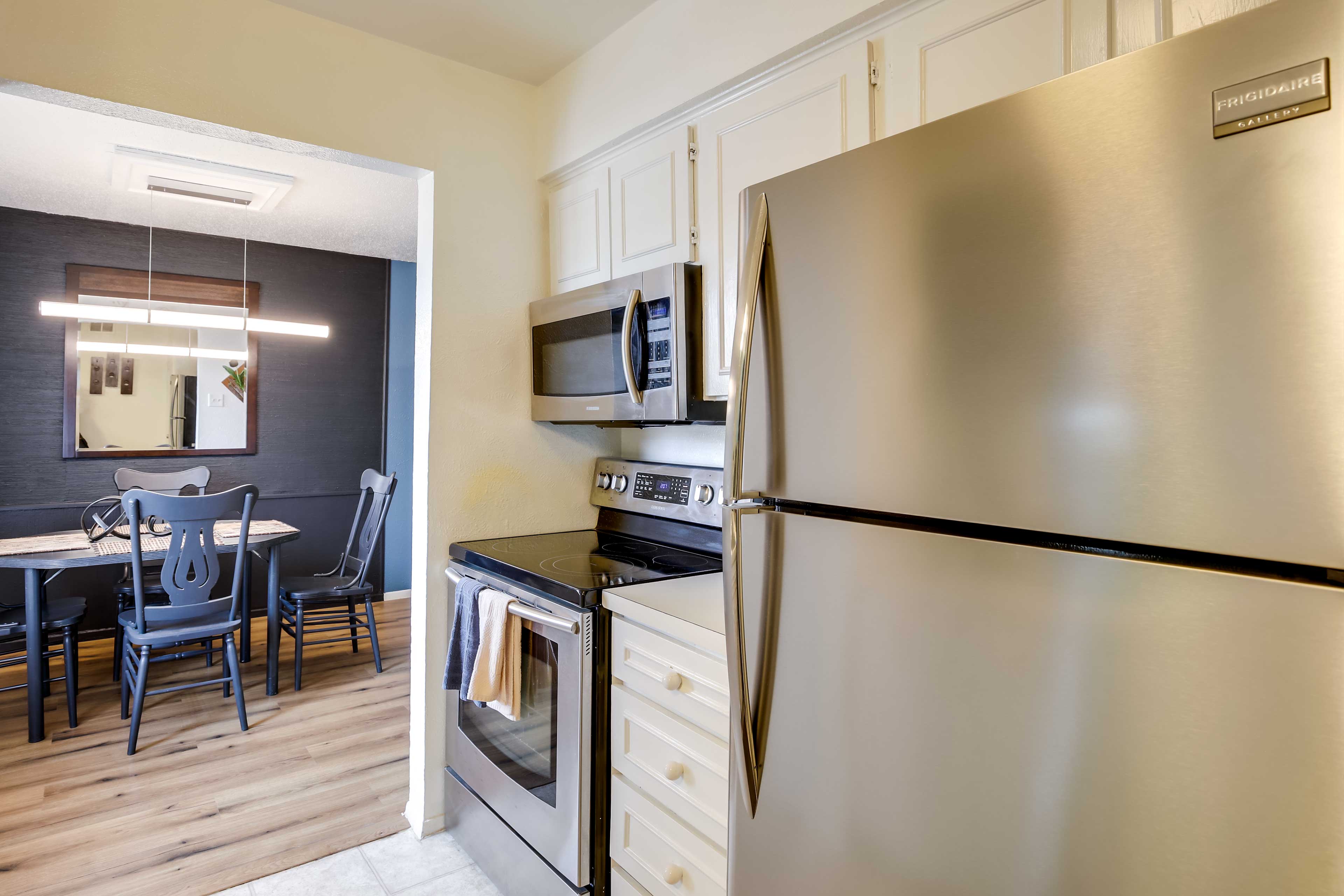 Kitchen | Main Level | Dishwasher | Keurig Coffee Maker (Pods Not Provided)