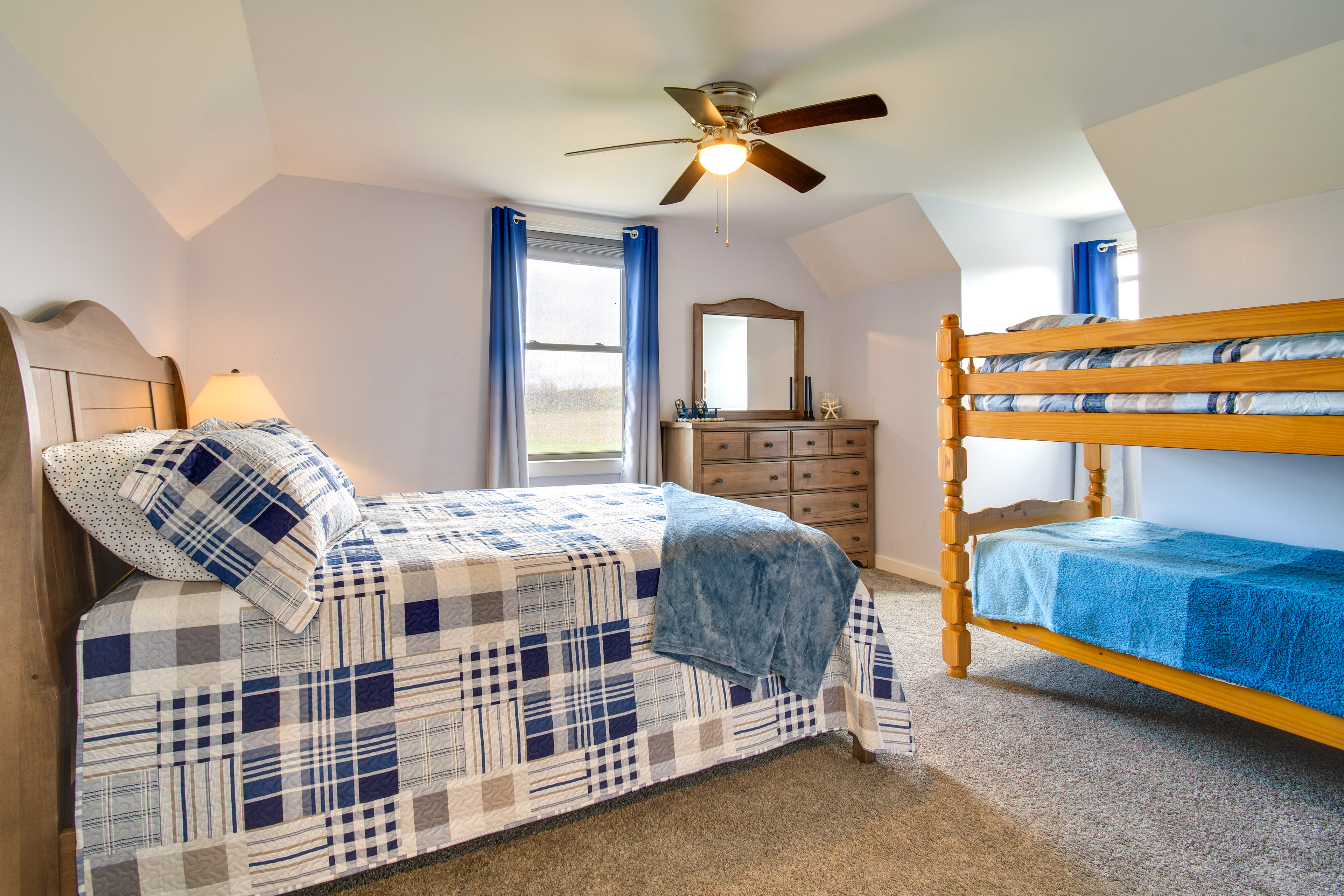 Bedroom 4 | 2nd Floor | Full Bed | Twin Bunk Bed