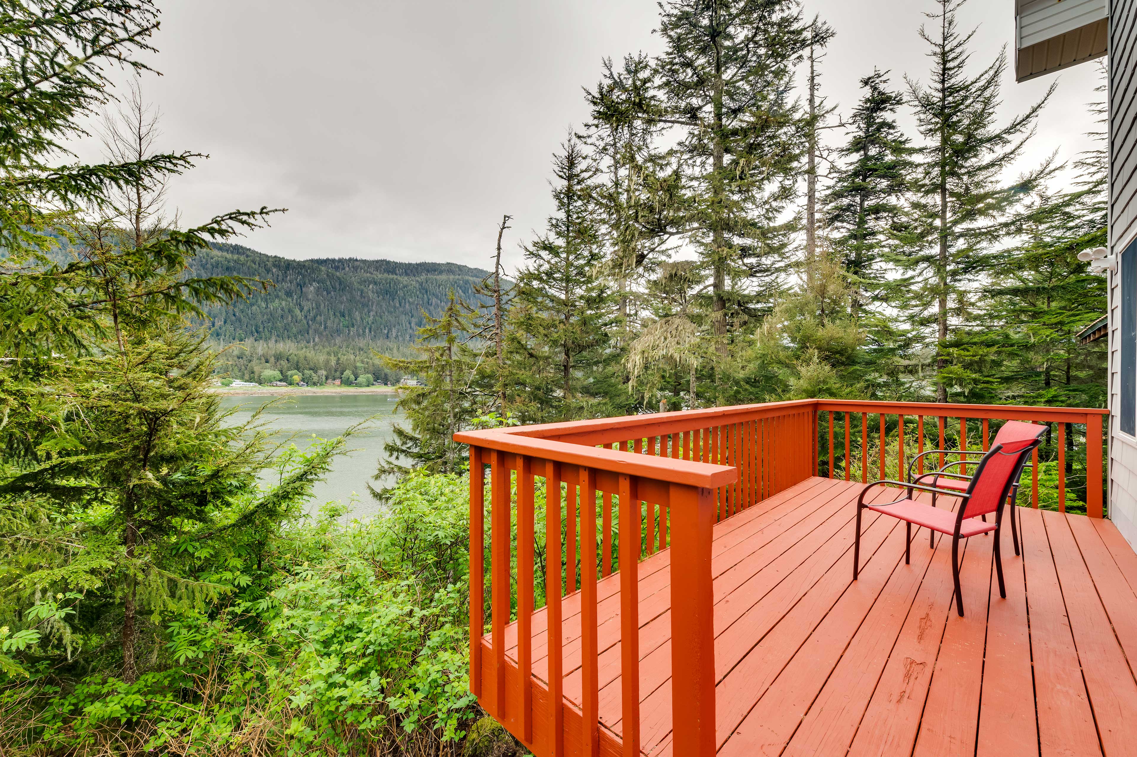 Private Deck | Water Views