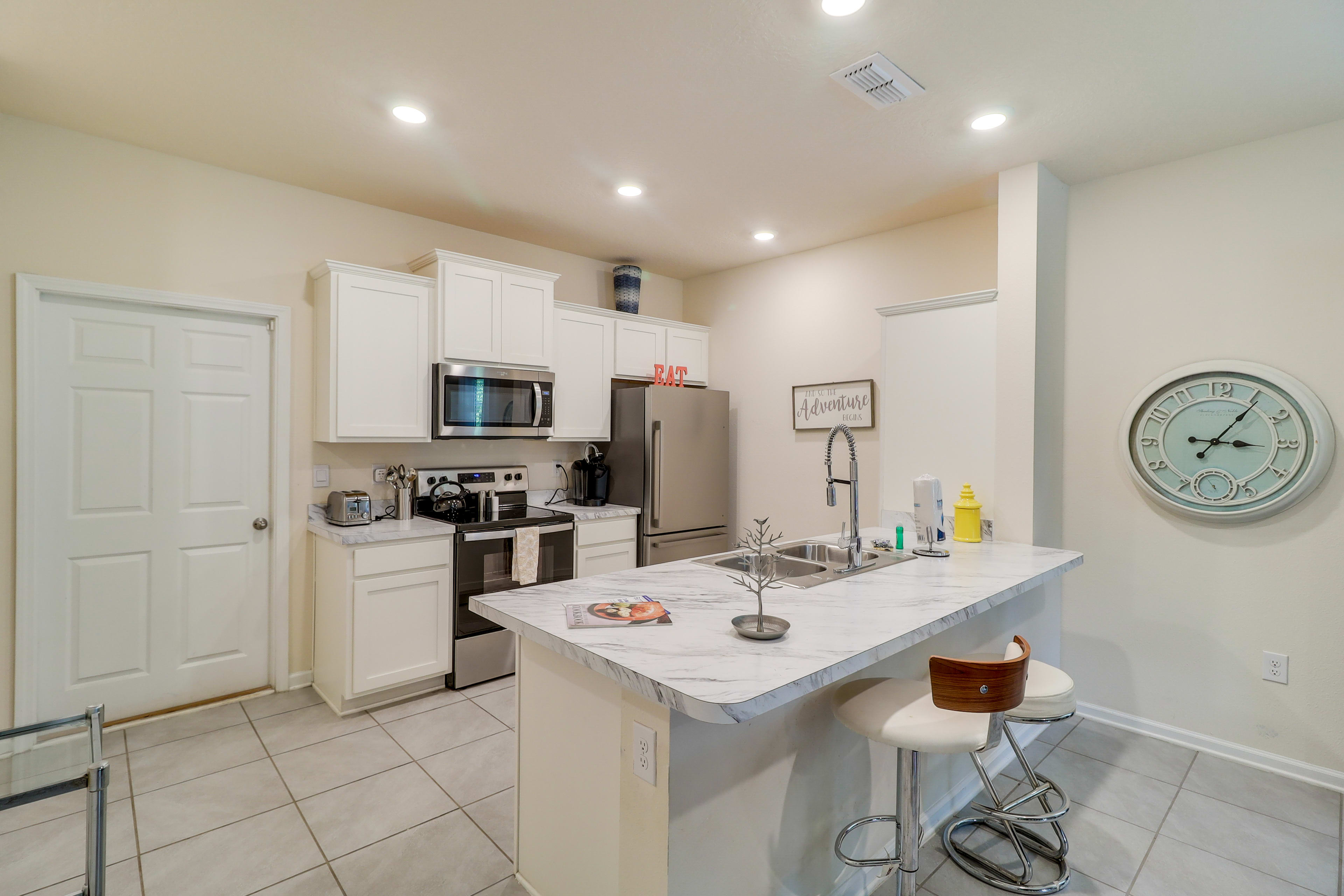 Kitchen | 1st Floor | Dishware & Flatware | Keurig