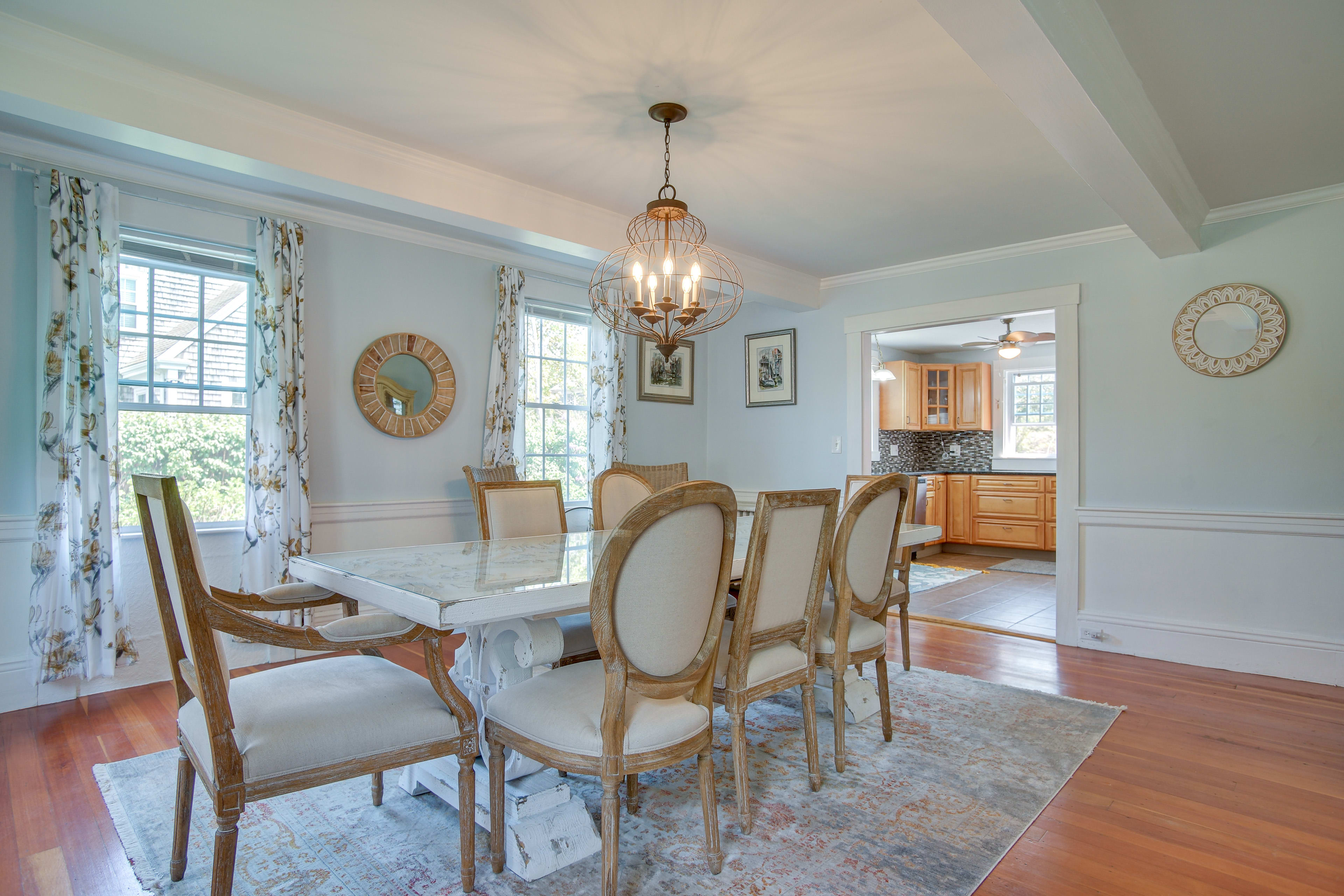 Formal Dining Room | Dishware & Flatware Provided