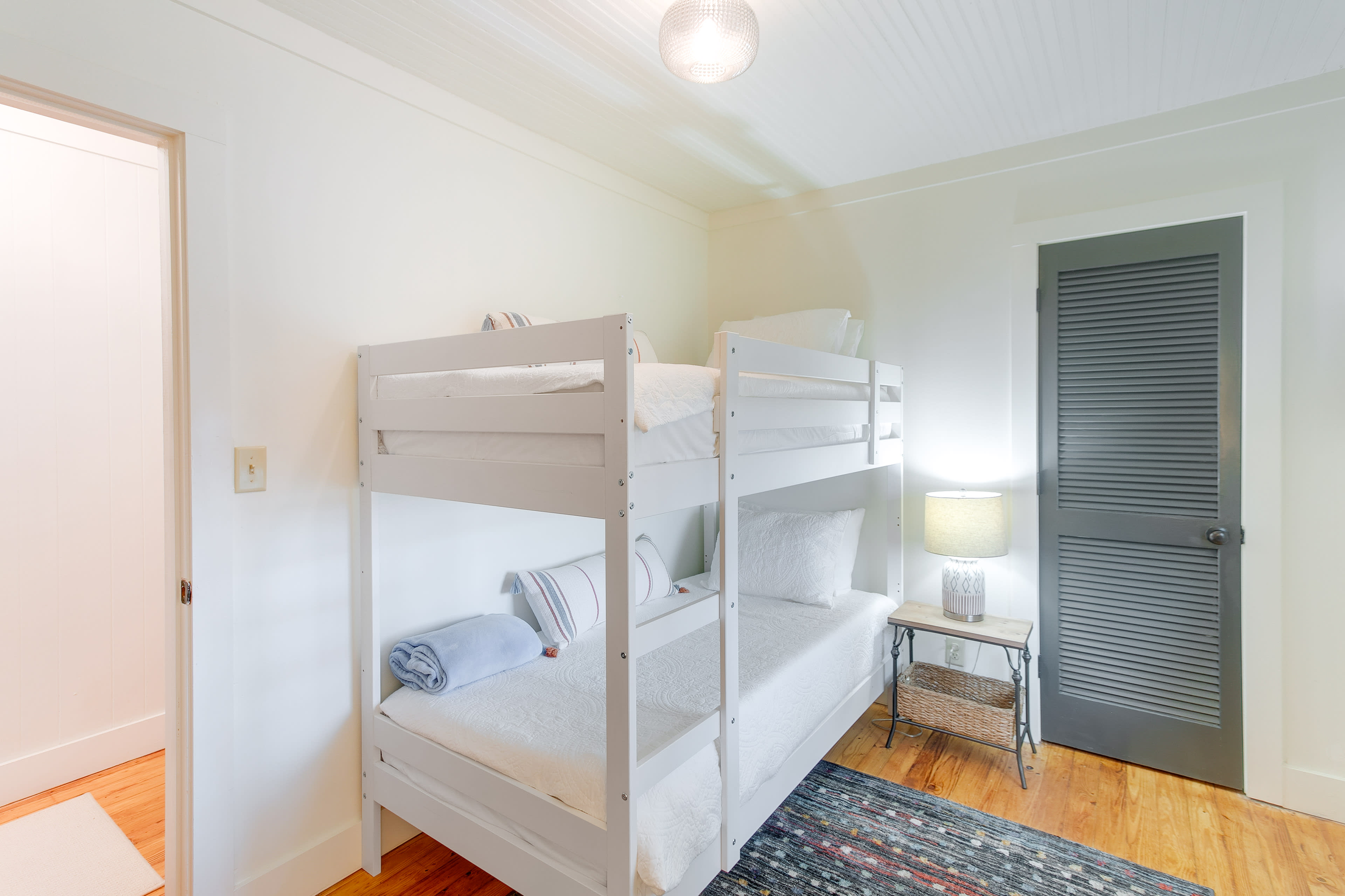 Bedroom 2 | Twin Bunk Bed