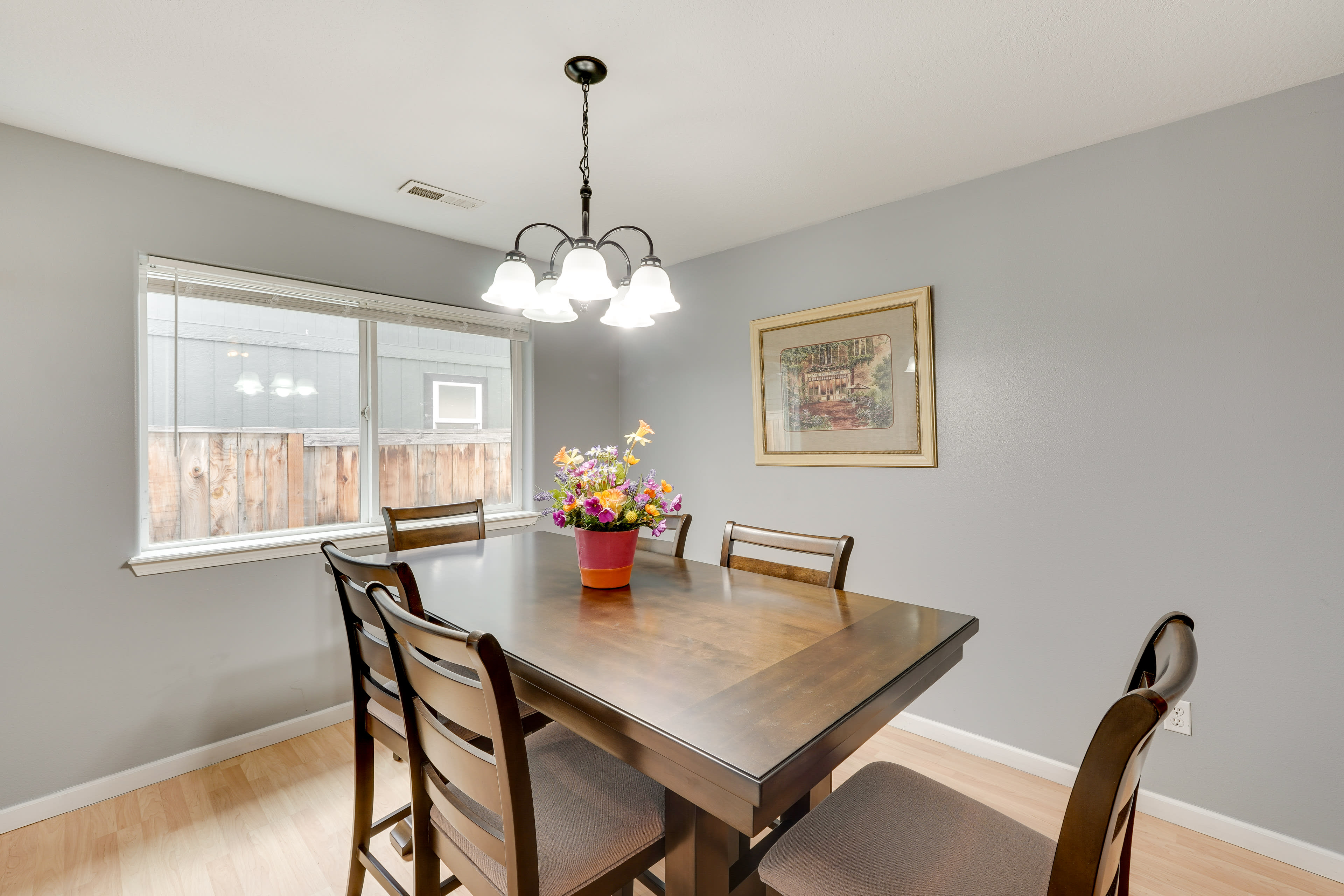 Dining Room | Dishware & Flatware Provided | Central A/C & Heating