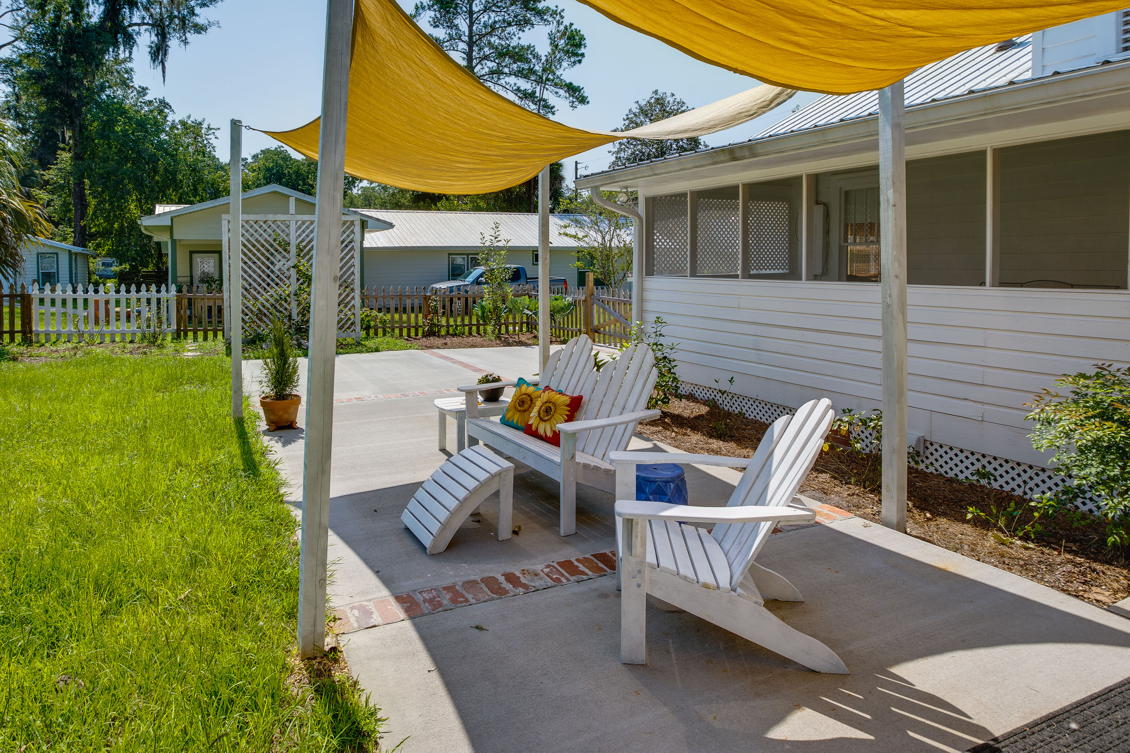 Backyard | Fire Pit | Outdoor Shower