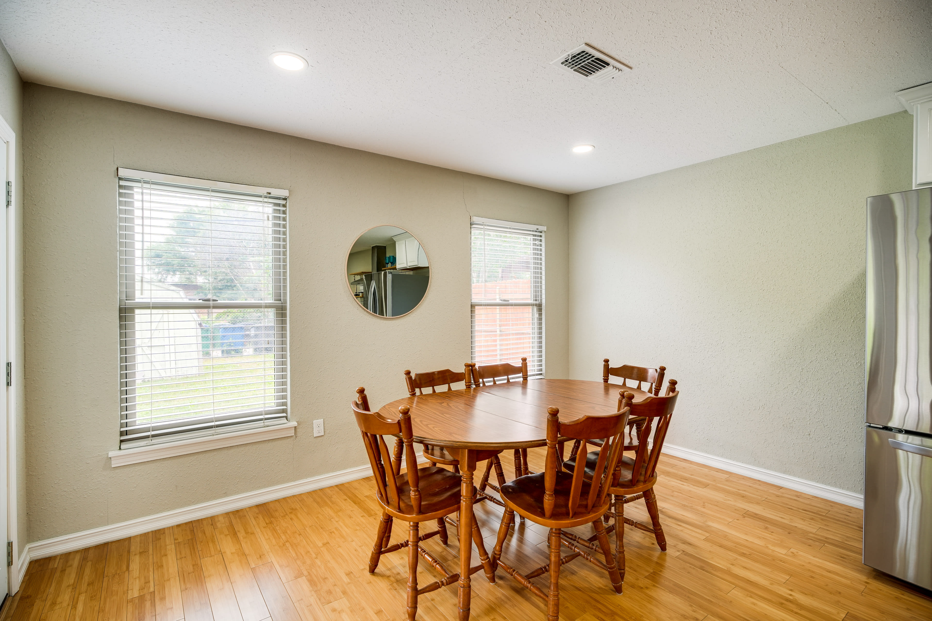 Dining Room | Fully Equipped Kitchen