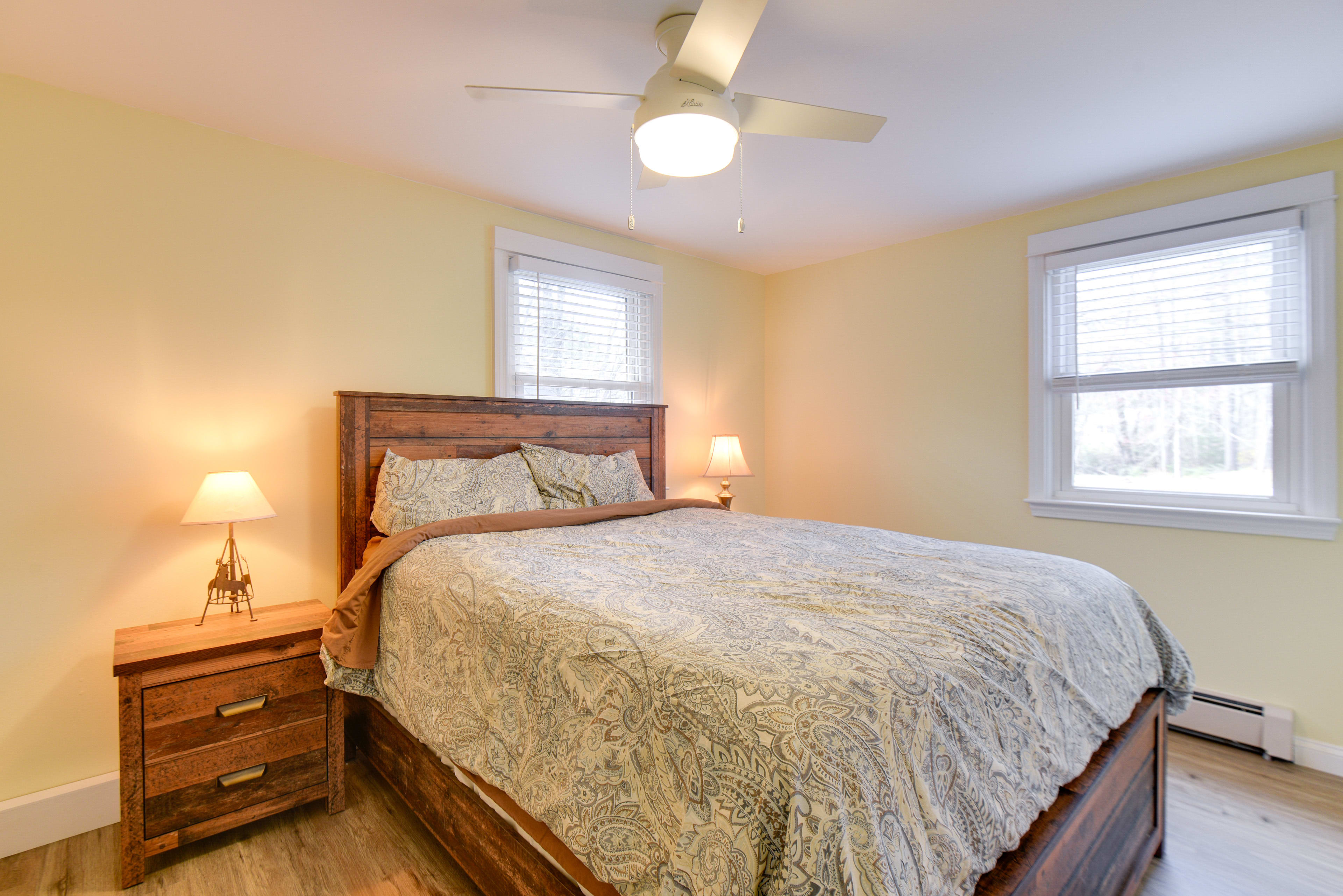 Bedroom 2 | Queen Bed | Ceiling Fan