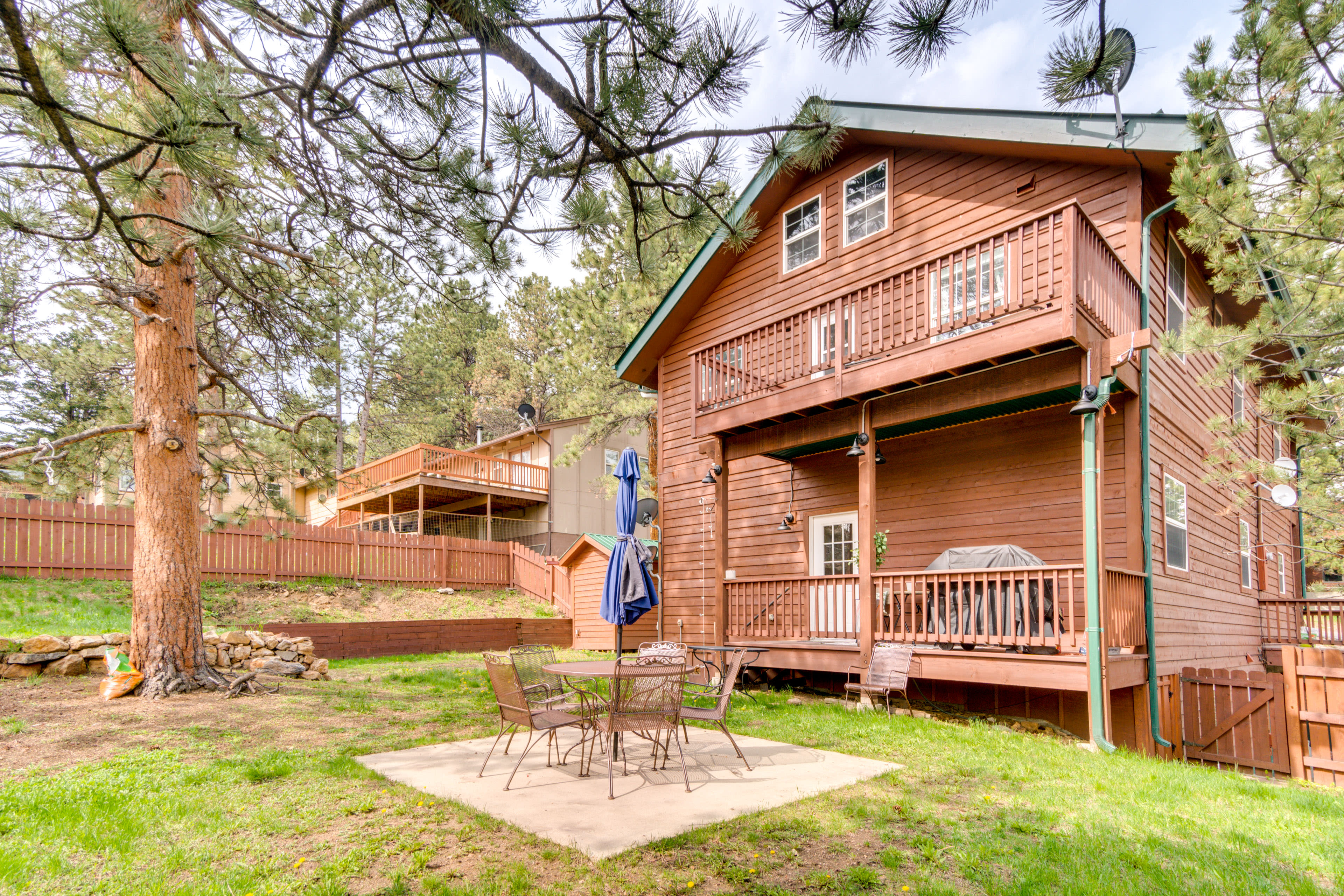 Estes Park Vacation Rental | 4BR | 3BA | Stairs Required | 3,000 Sq Ft