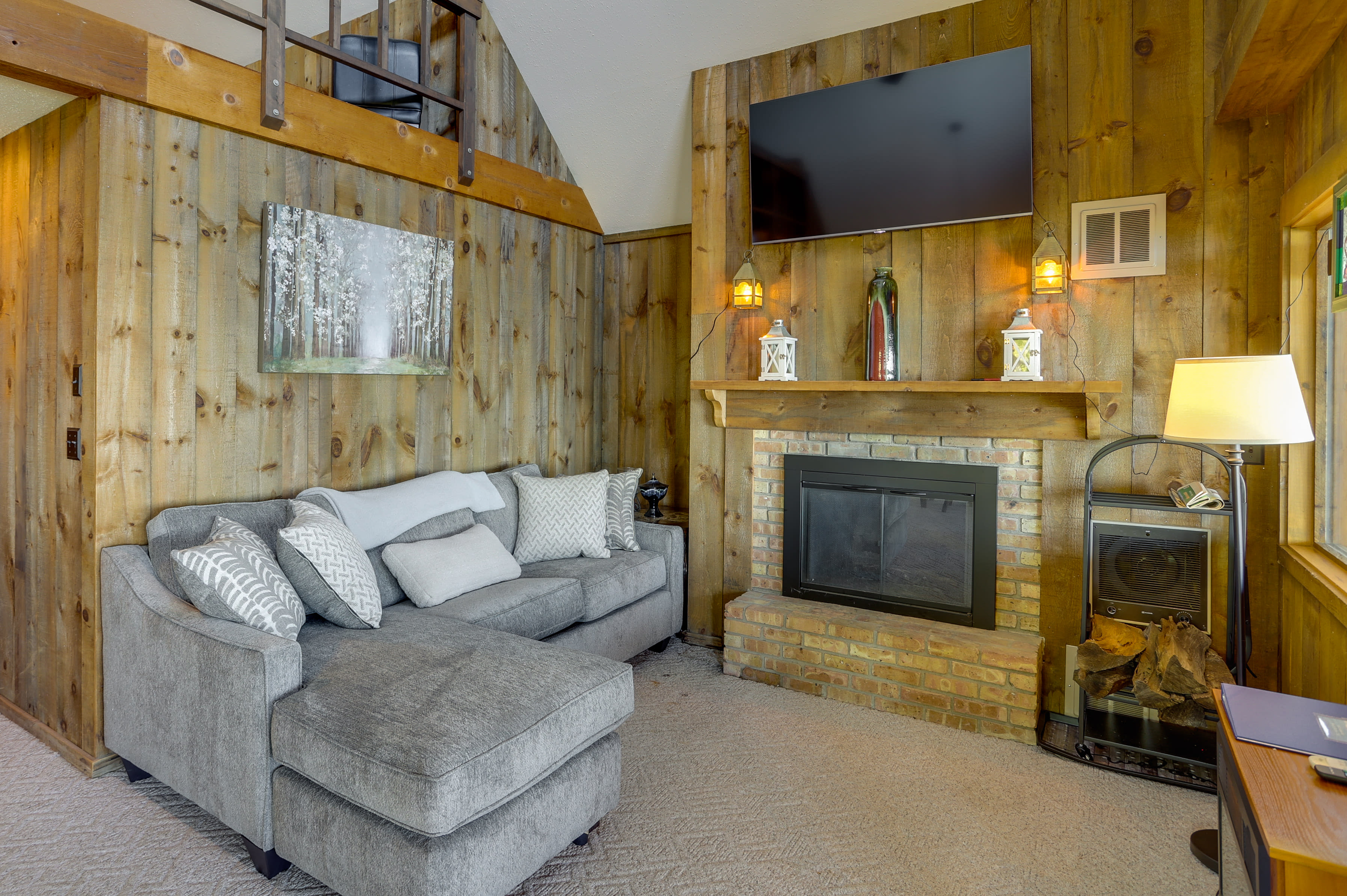 Living Area | Full Sleeper Sofa | Smart TV | 2 Fireplaces