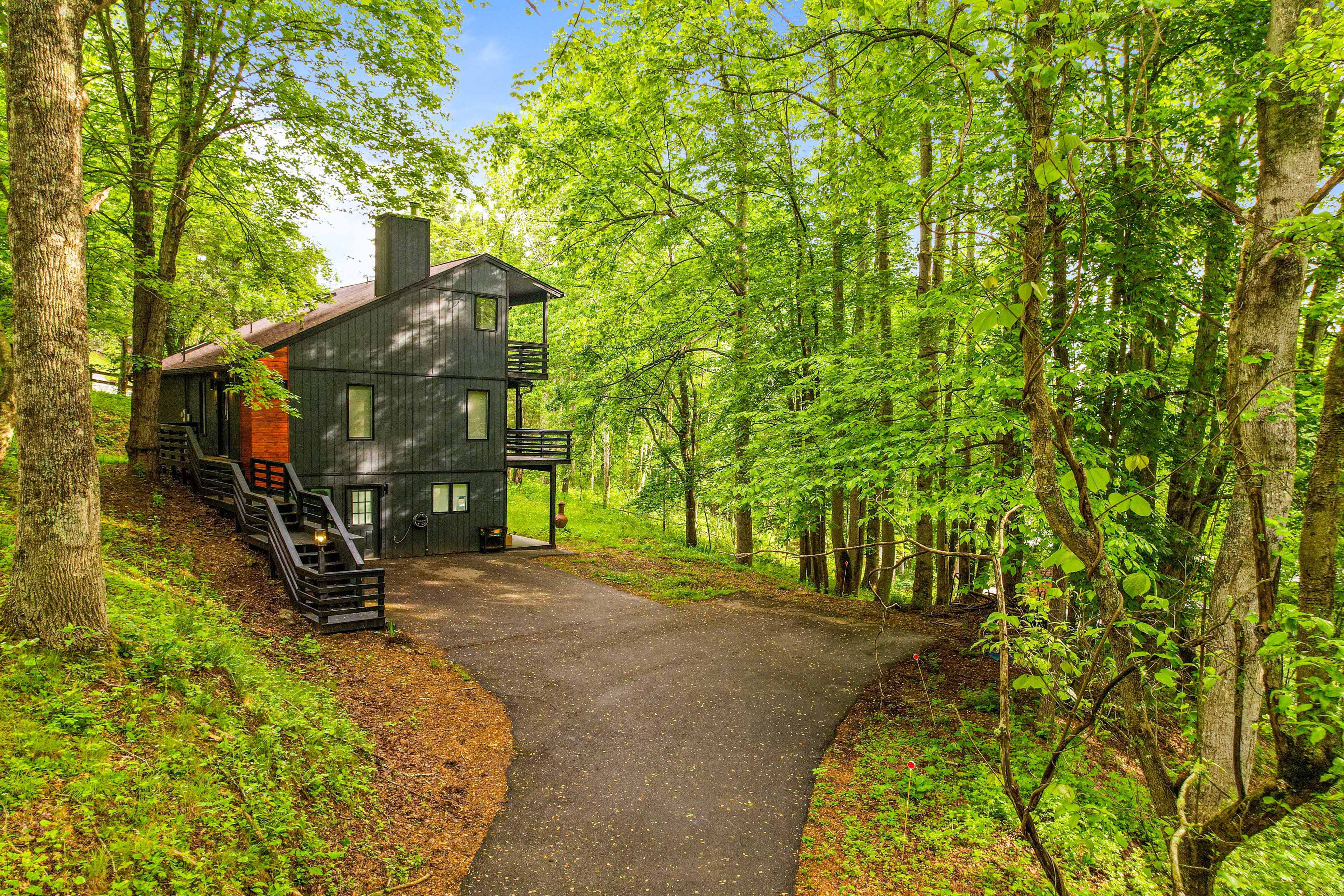 Cabin Exterior | Stairs to Enter