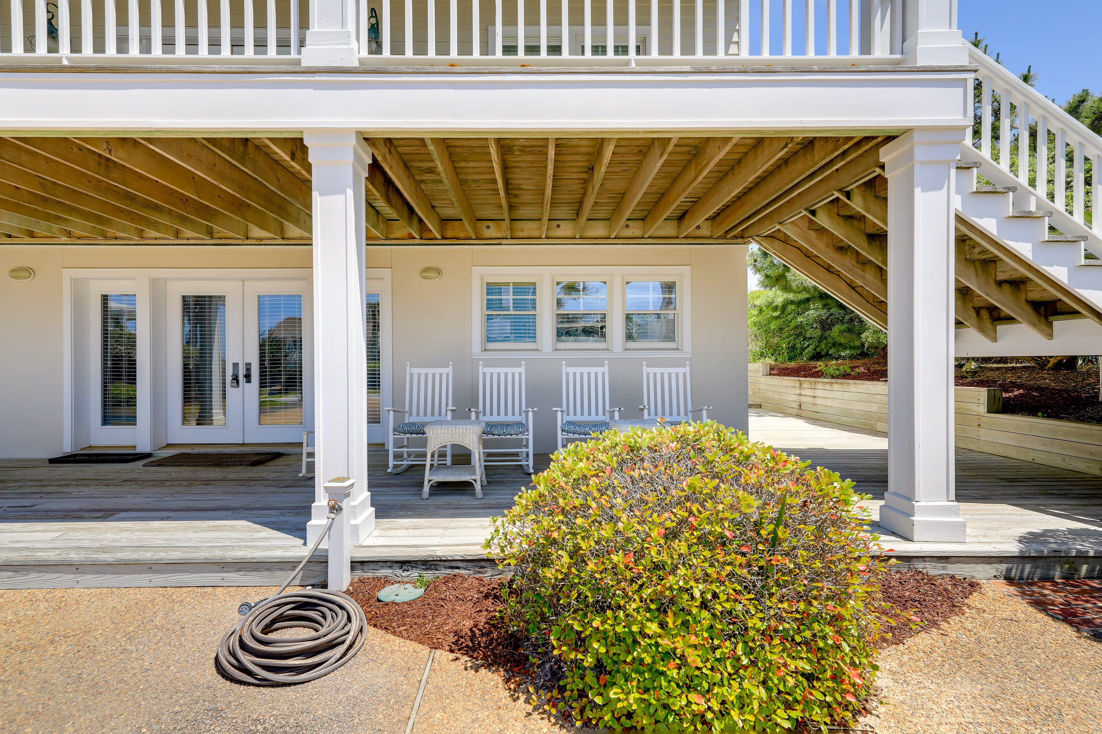 Front Deck | Keyless Entry