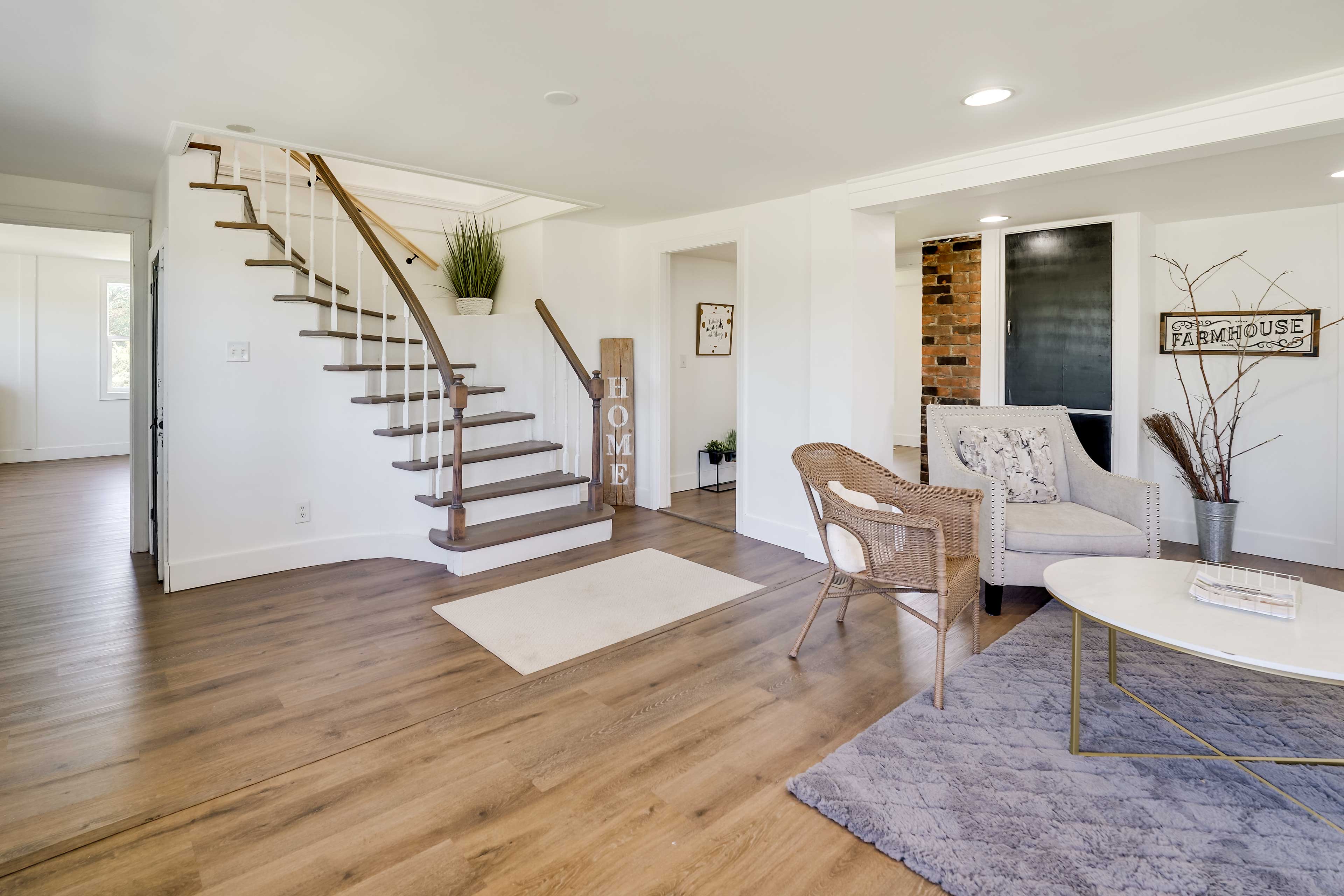 Parlor Area | Coffee Table