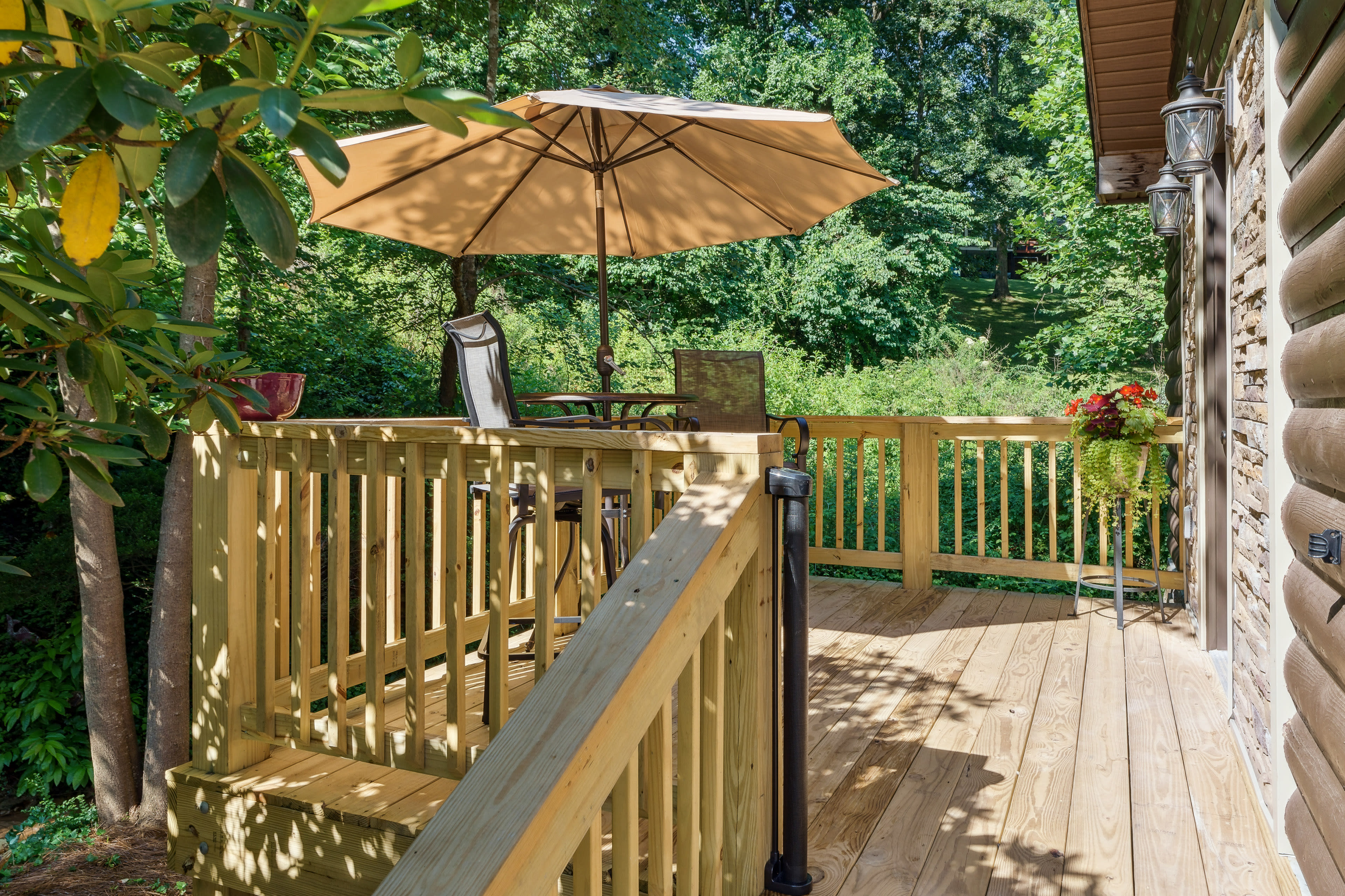 Outdoor Dining Area