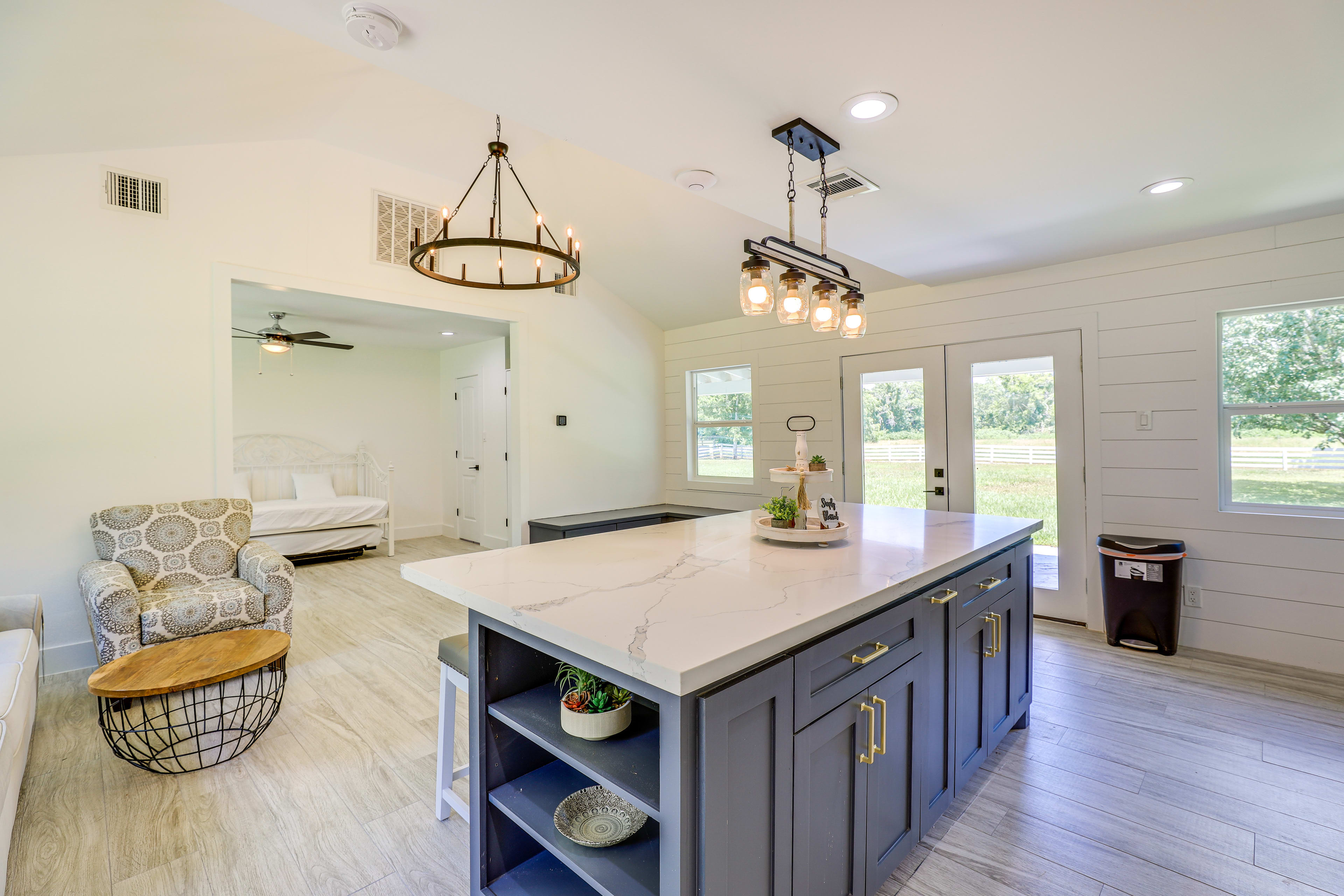 Kitchen | Bar Seating