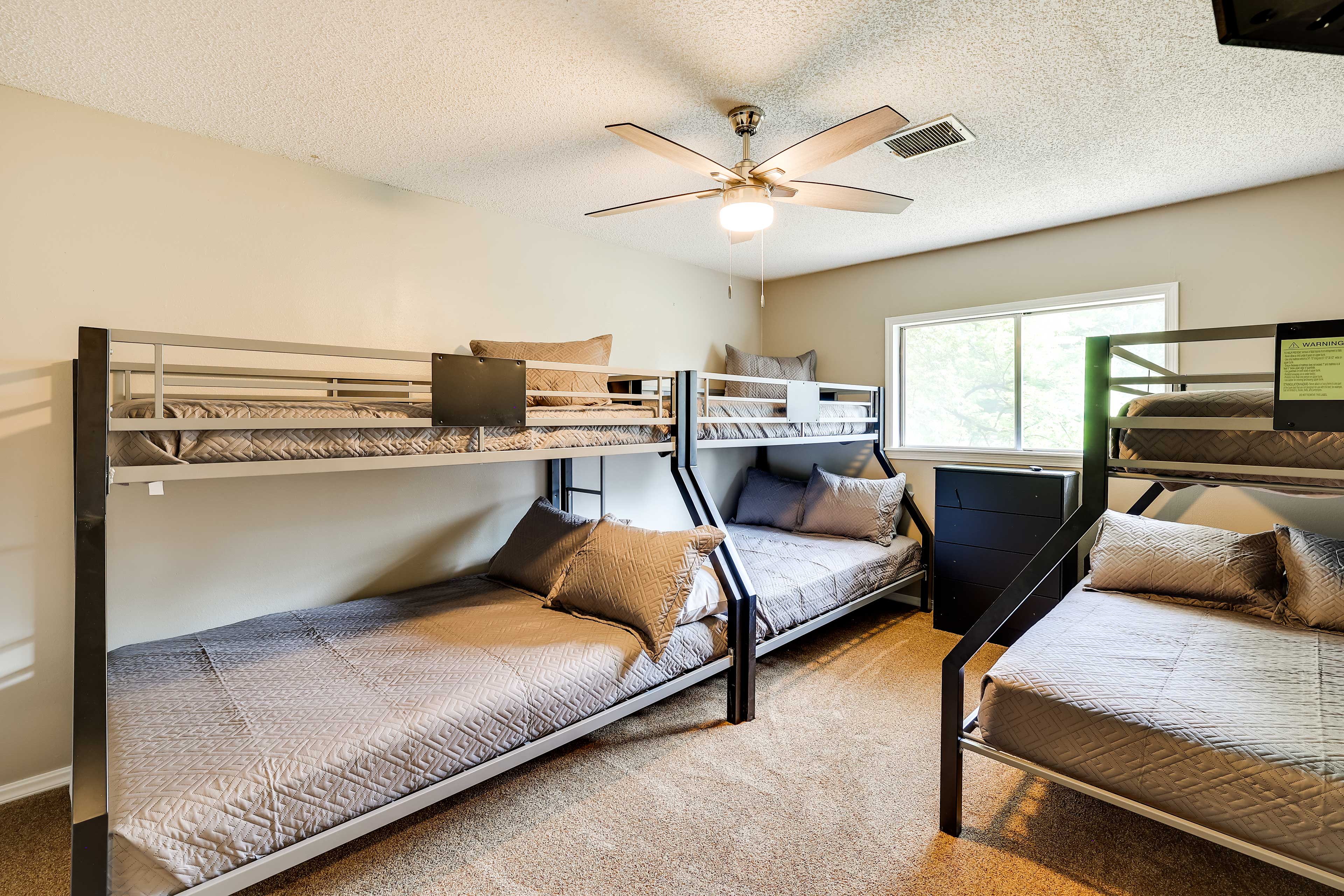 Bedroom 2 | 3 Twin/Full Bunk Beds