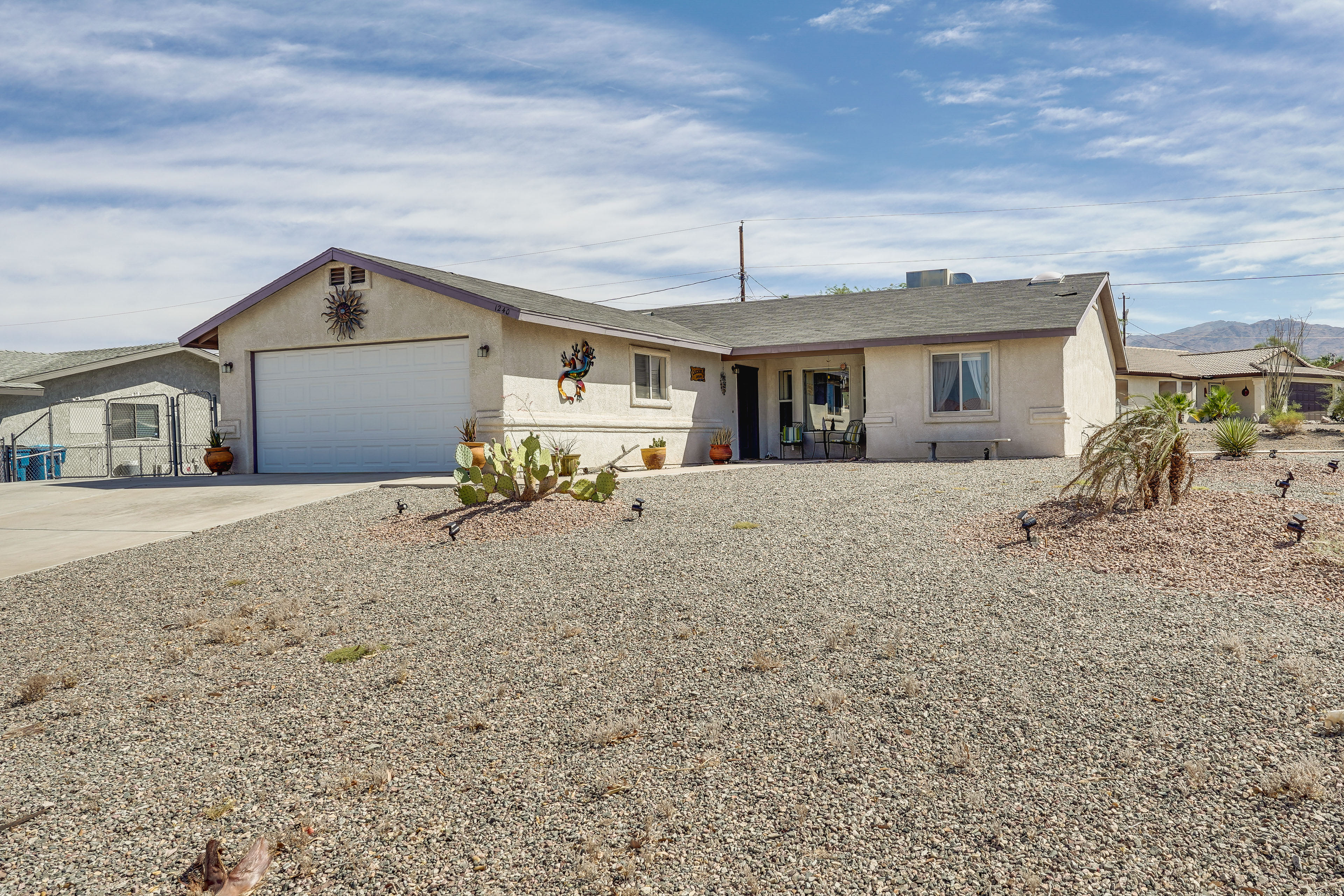 1-Story House | In-Unit Laundry | 3 Mi to SARA Park