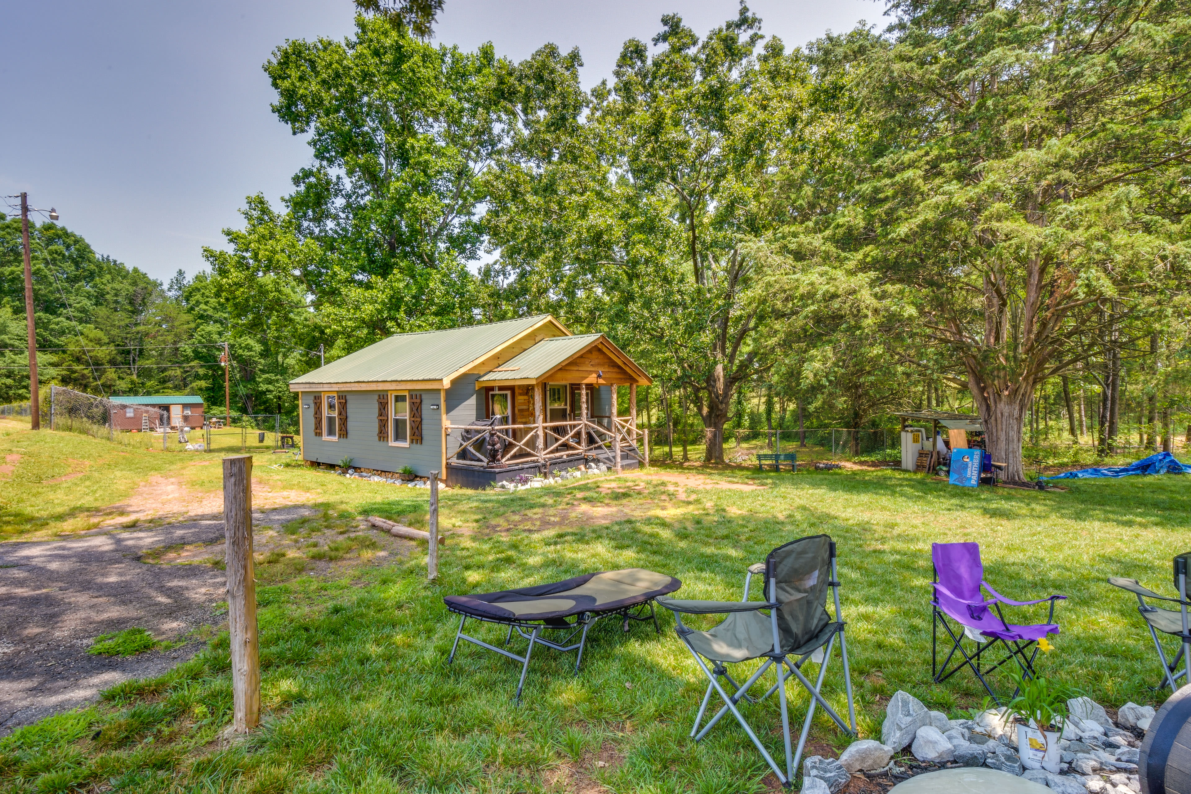 Driveway (2 Vehicles) | RV/Trailer Parking Allowed On-Site