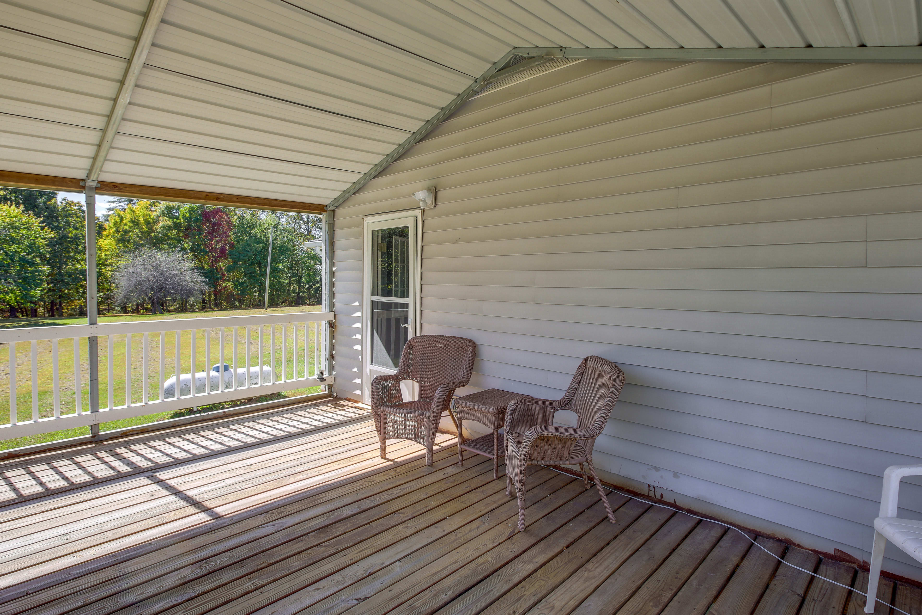 Private Deck | Gas Grill