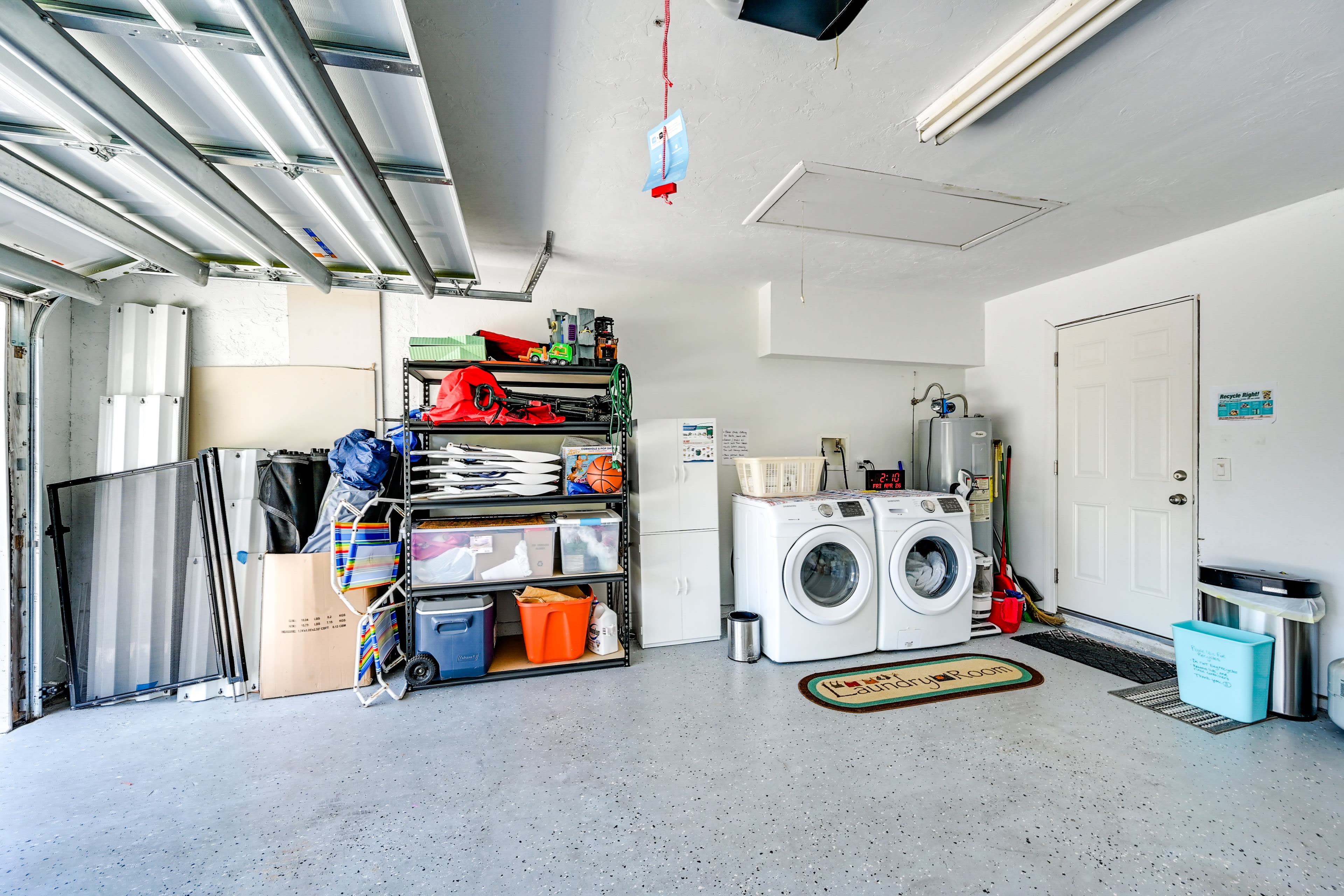 Garage | Washer + Dryer