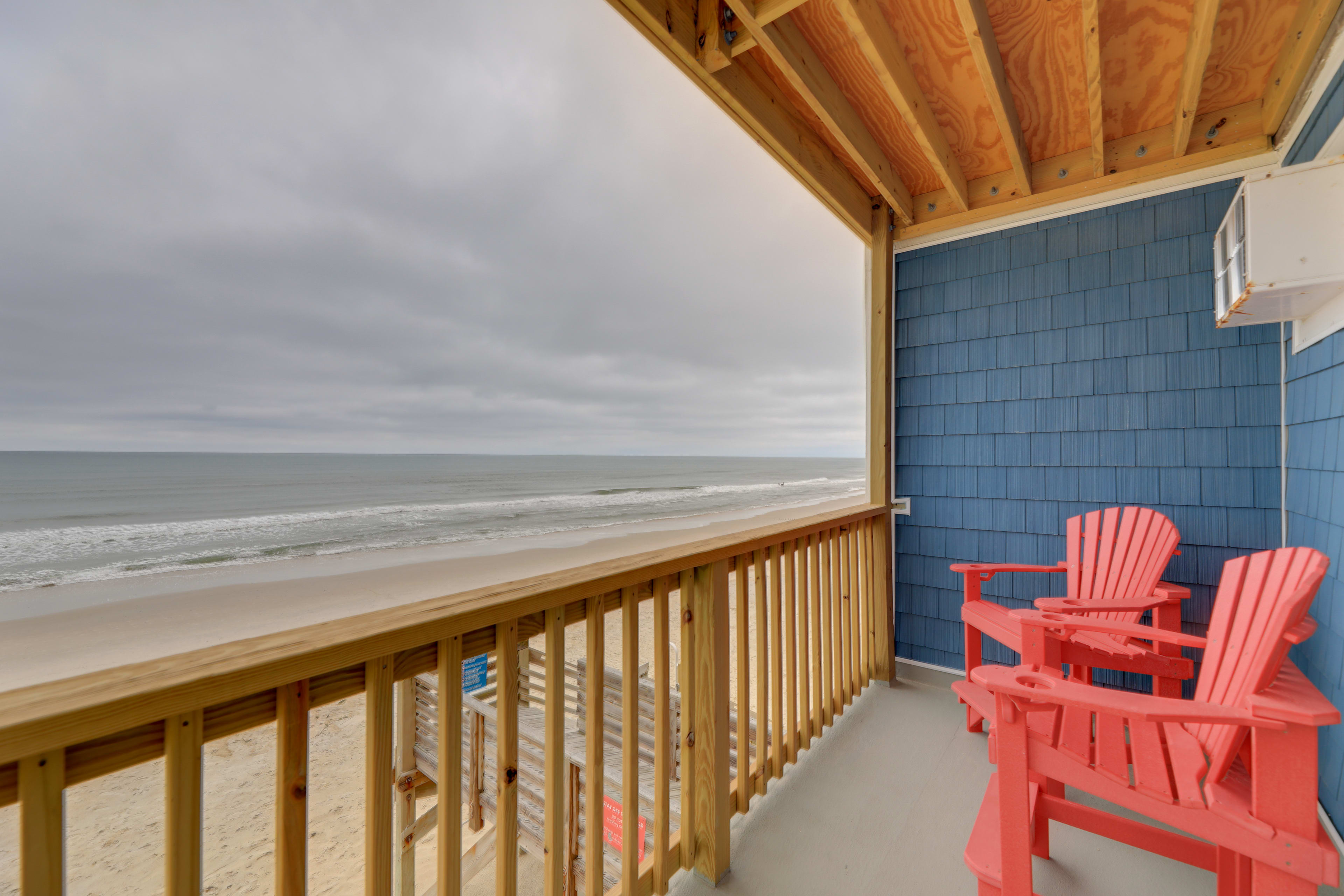 North Topsail Beach Vacation Rental | 1BR | 1BA | 600 Sq Ft | Stairs Required