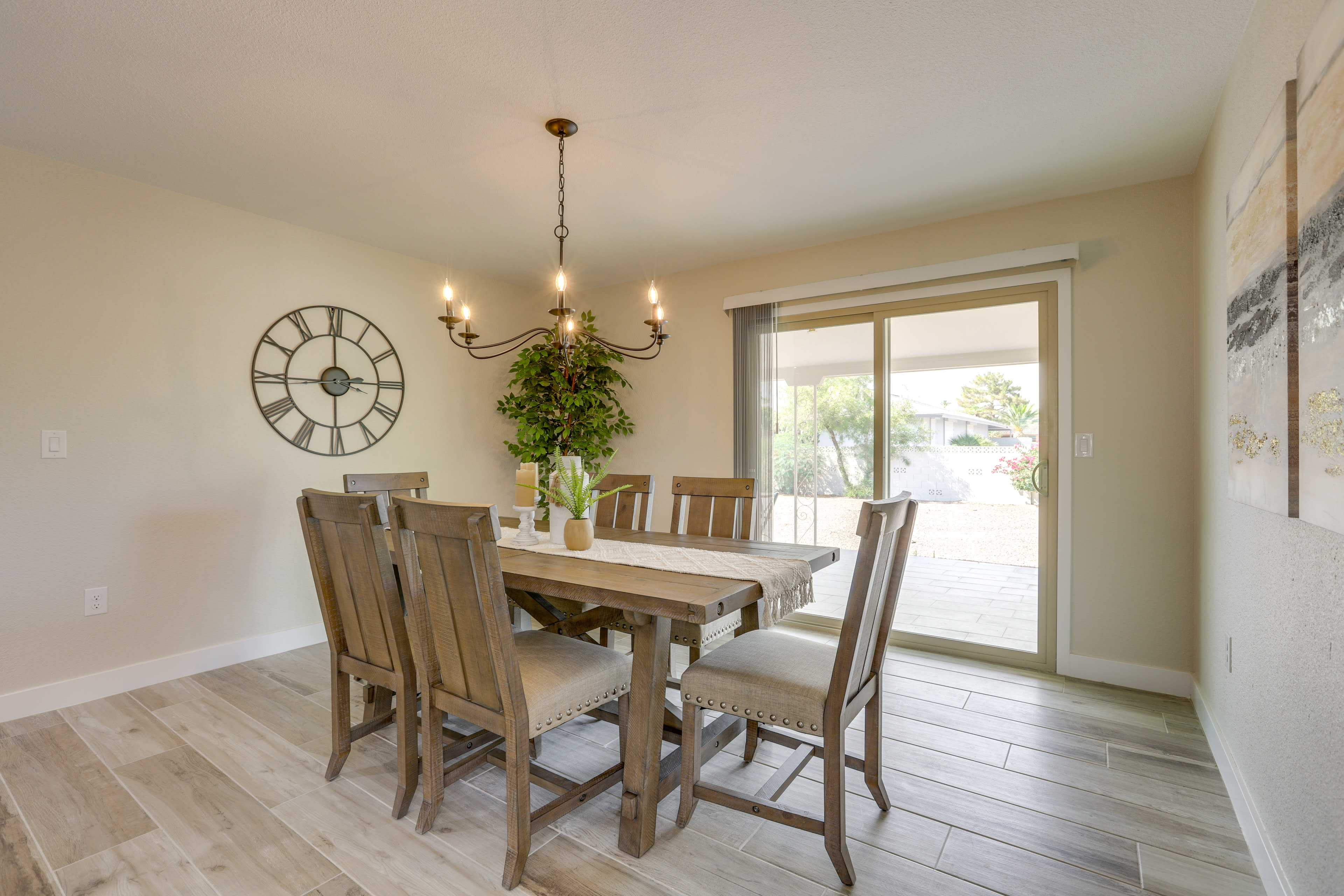 Dining Area | Dining Table | Dishware/Flatware