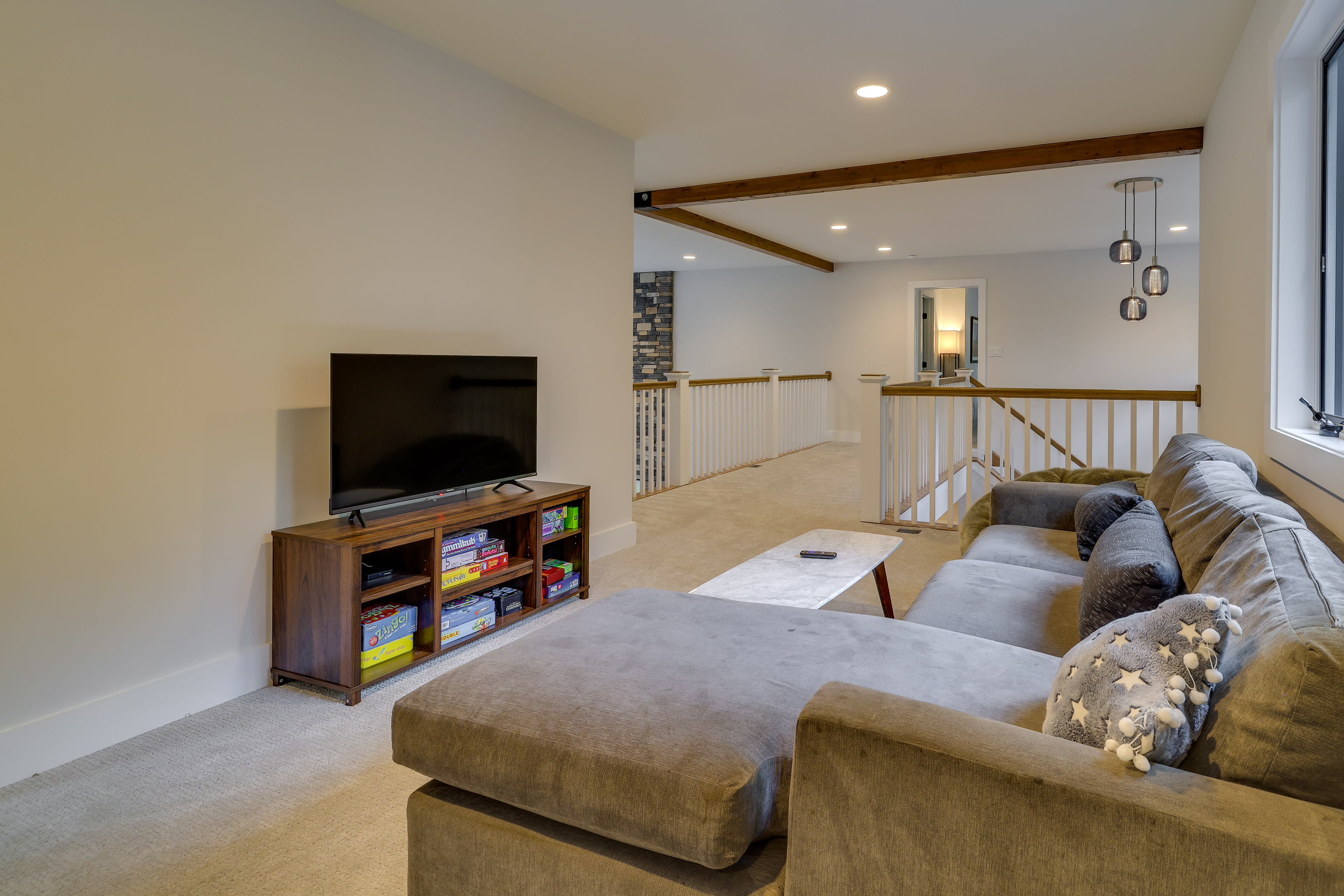 Family Room | 2nd Floor | Pack 'n Play | Smart TV w/ Cable | Board Games