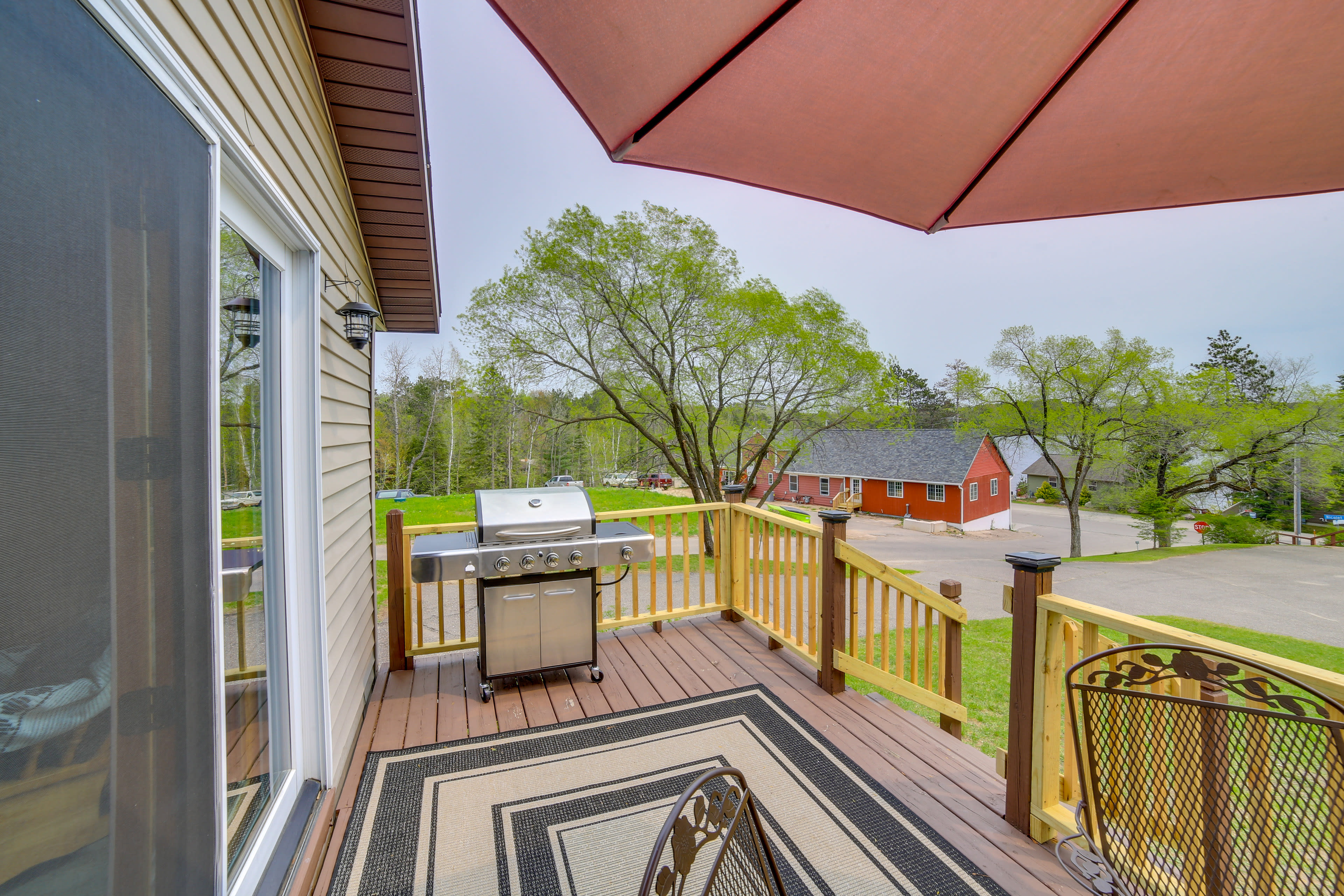 Deck | Outdoor Dining Area | Gas Grill (Propane Provided)