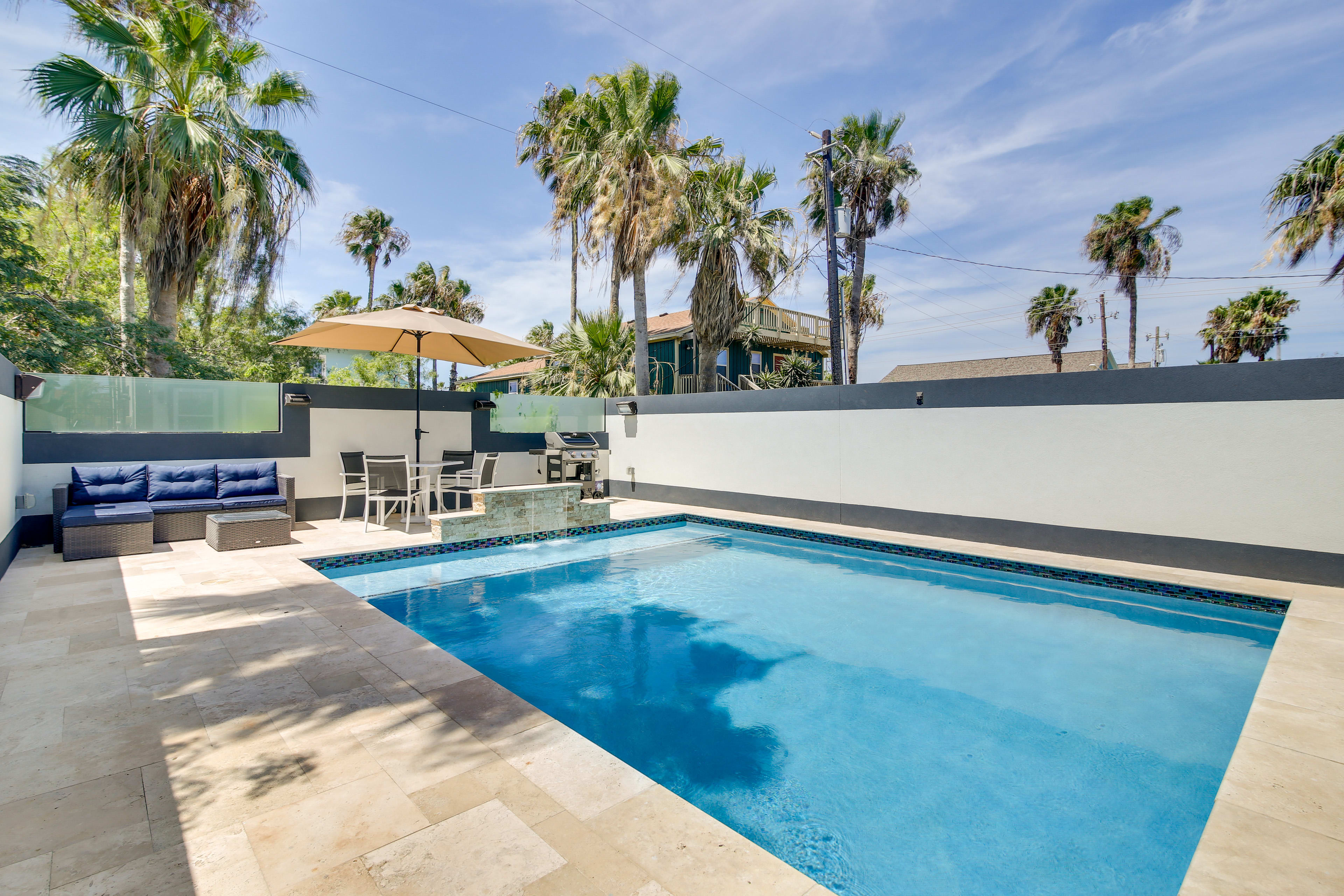 Private Outdoor Pool