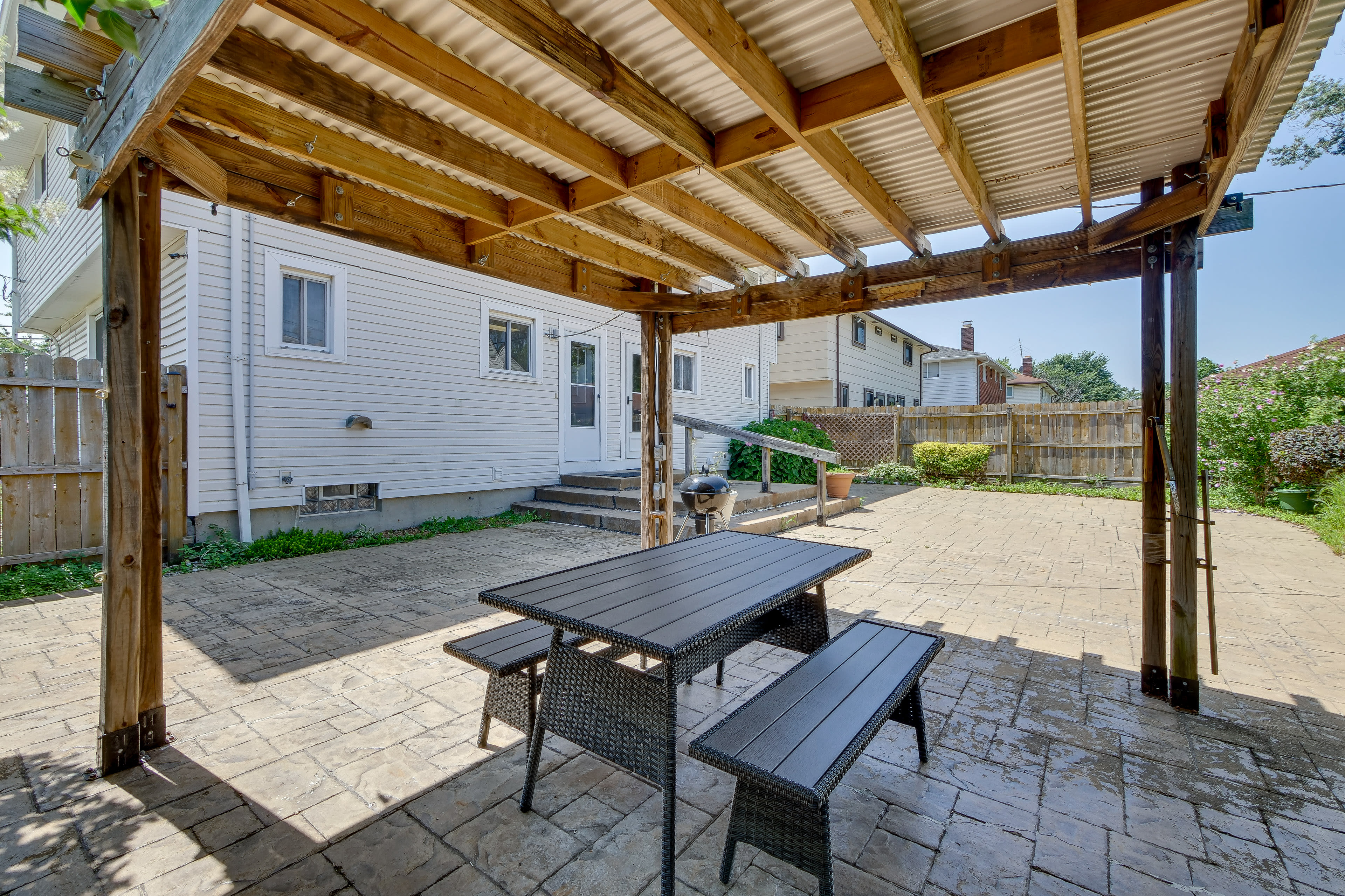 Shared Patio | Pet Friendly w/ Fee | Charcoal Grill