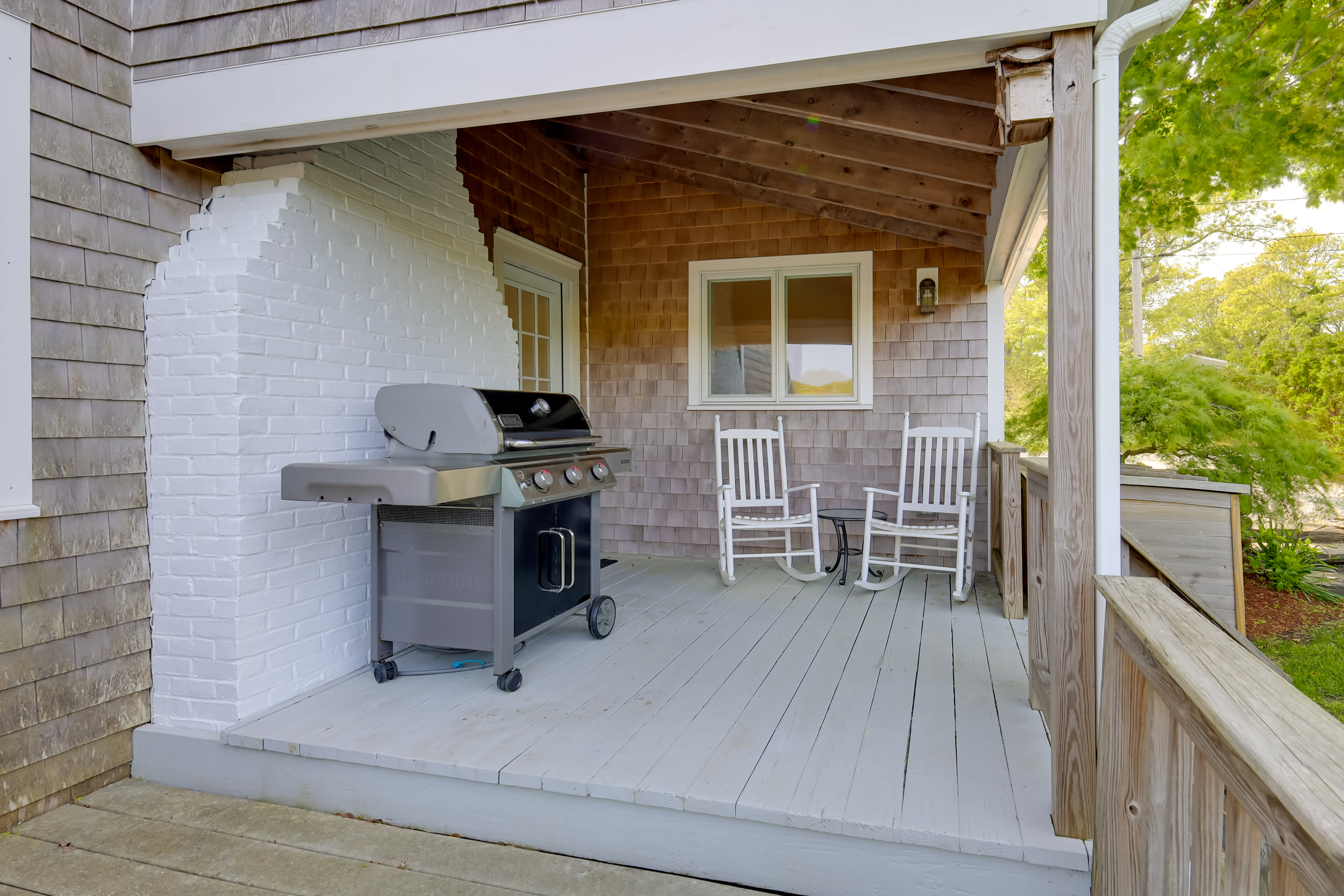 Covered Deck | Gas Grill