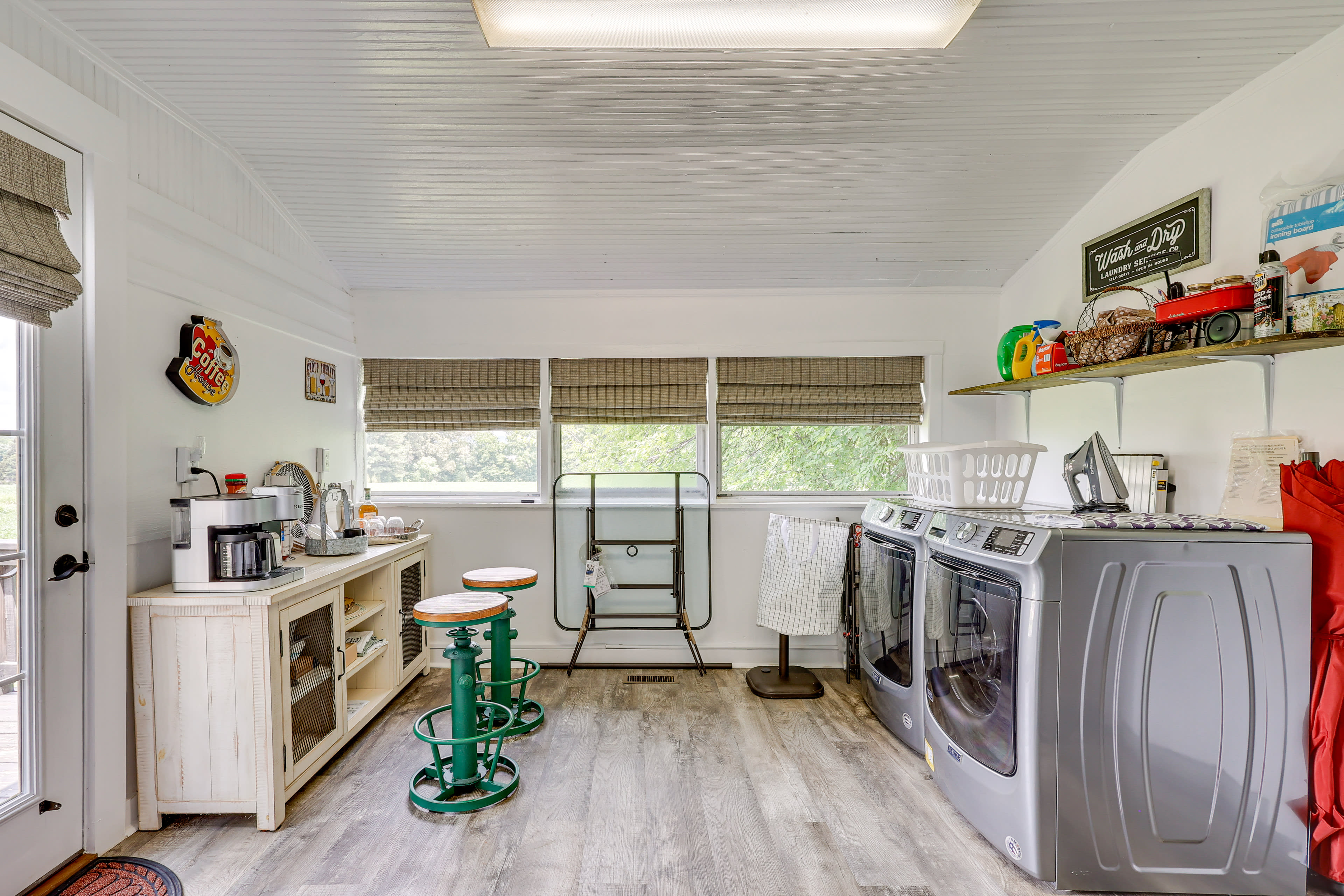 Laundry Area | Coffee Bar | Washer/Dryer | Hangers | Trash Bags/Paper Towels