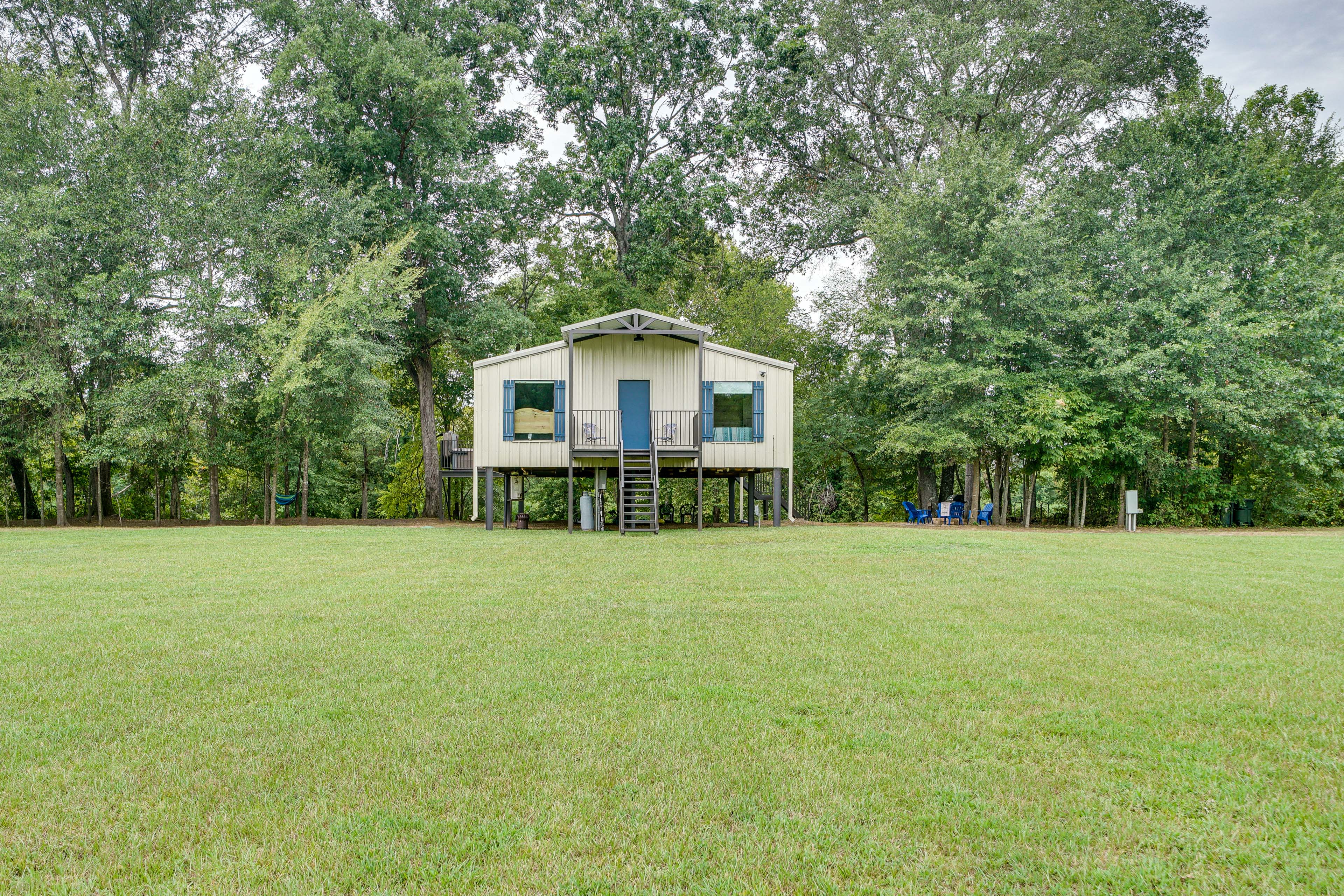 Cabin Exterior | Central Air Conditioning | Private Hot Tub