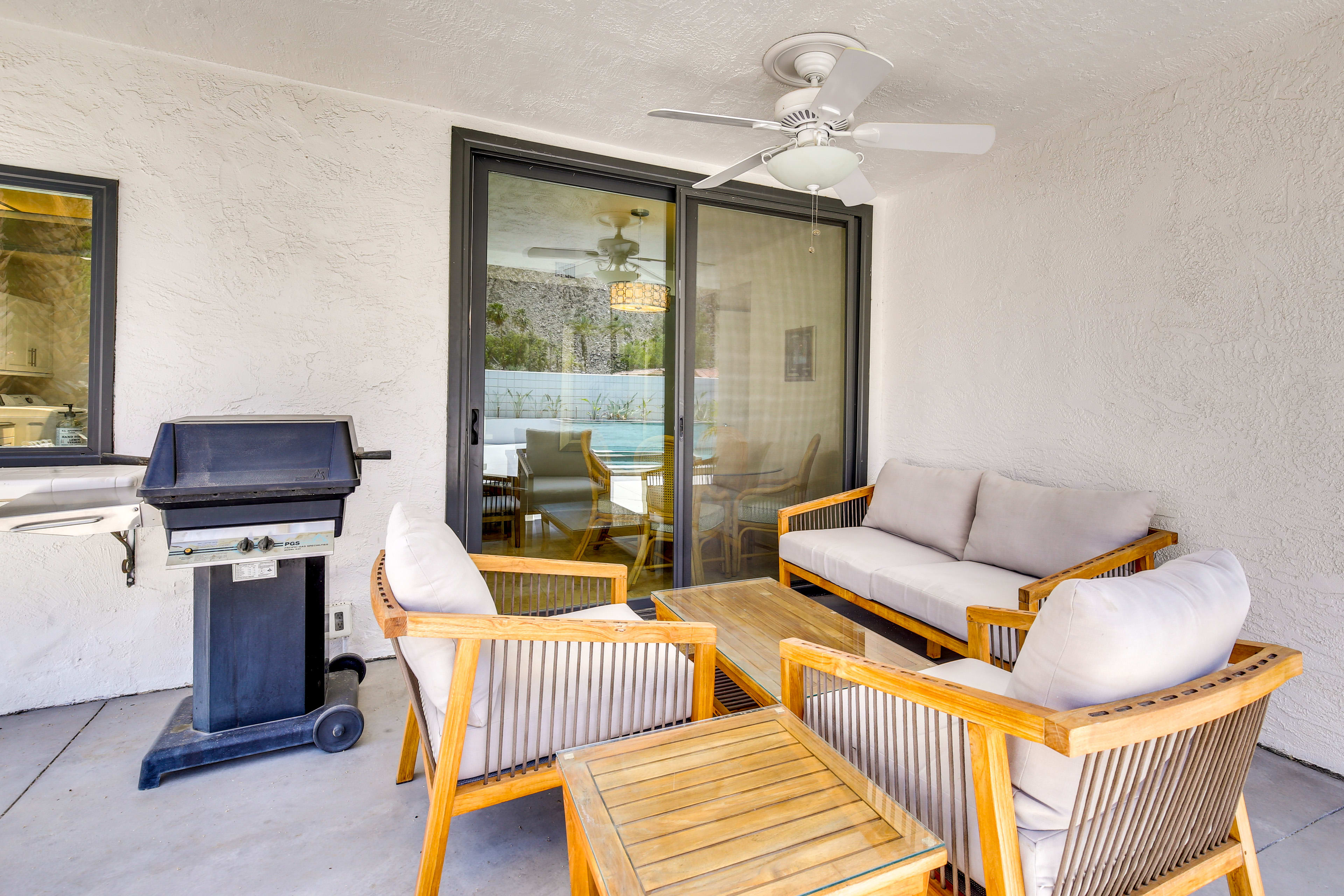 Private Patio | Gas Grill | Dining Area | Gas Fireplace