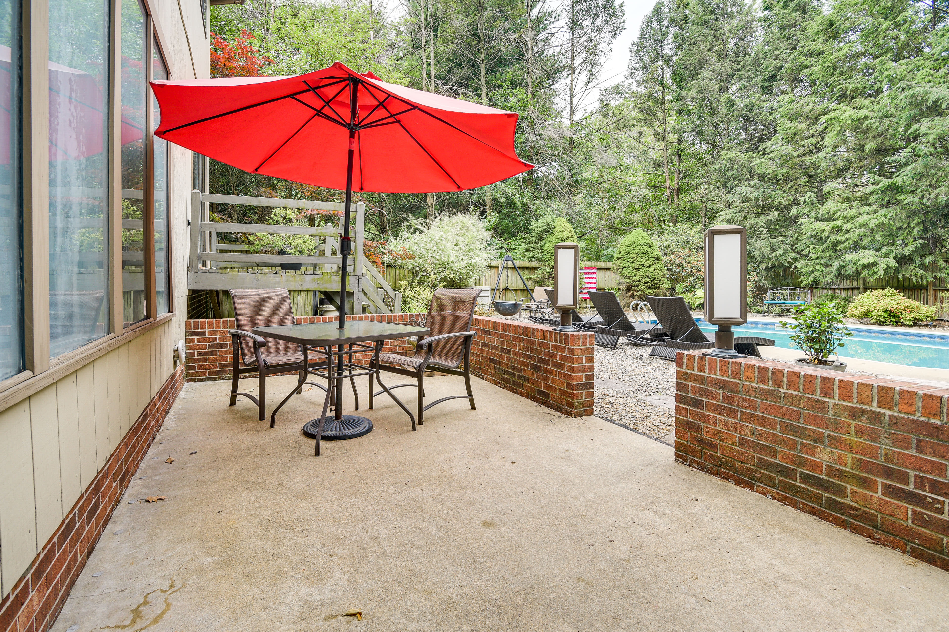 Patio | Outdoor Dining Area