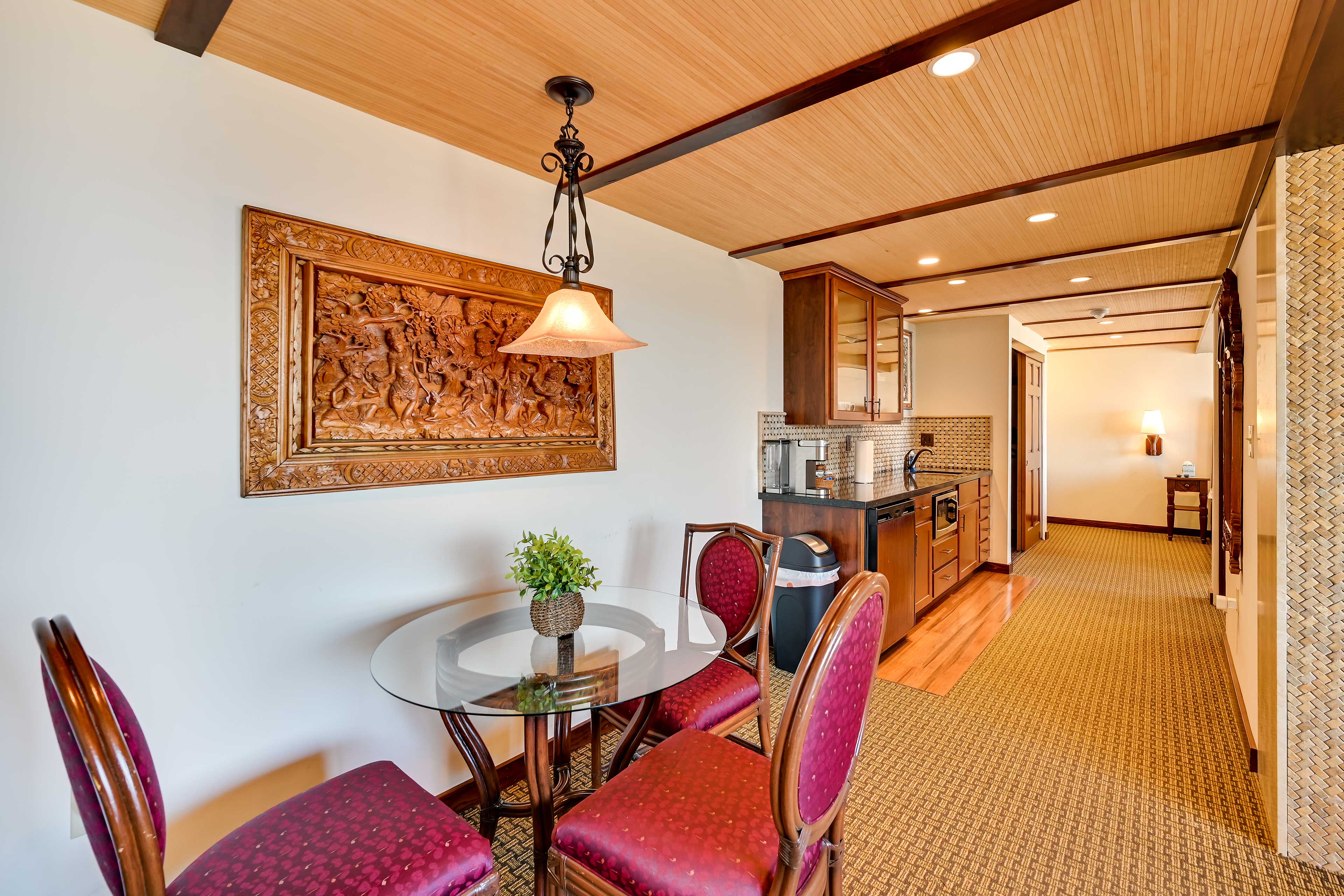 Studio Dining Area | Dishware/Flatware | High Chair | Trash Bags/Paper Towels